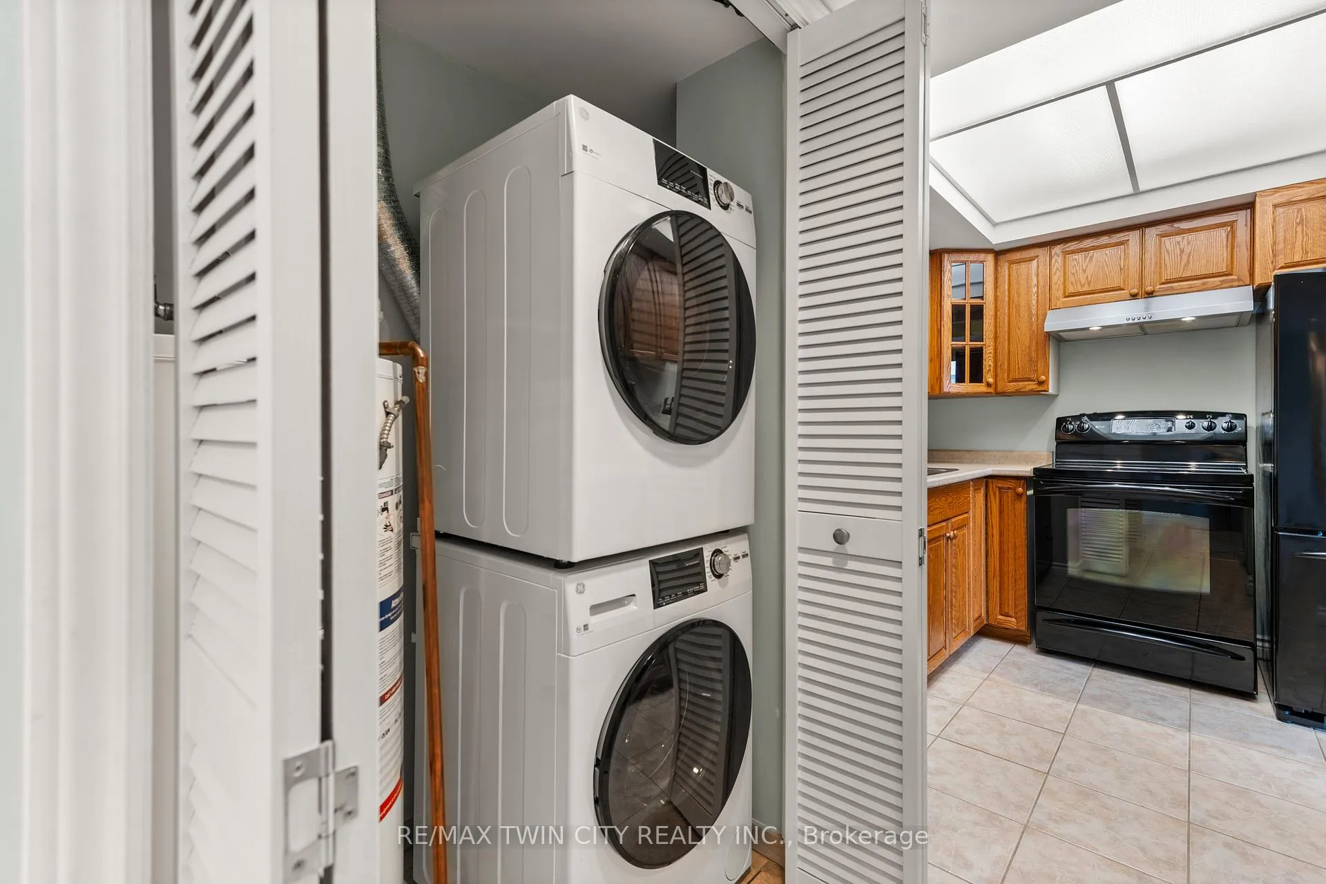 Photo 20 of Unit 508, 3267 King St. Street E, Kitchener — HOMEH