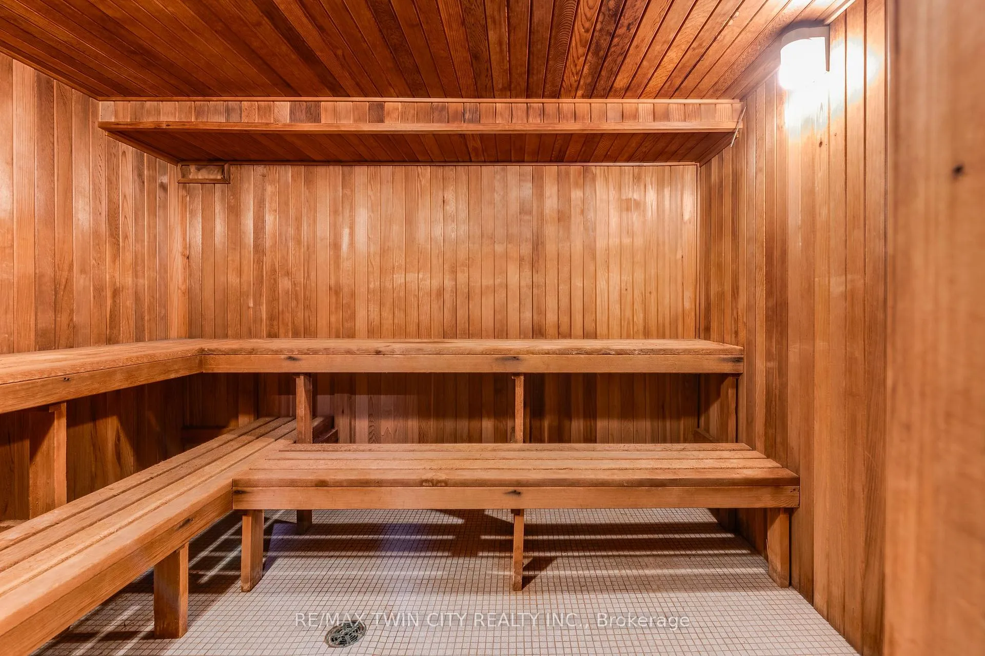 Photo 25 of Unit 508, 3267 King St. Street E, Kitchener — HOMEH