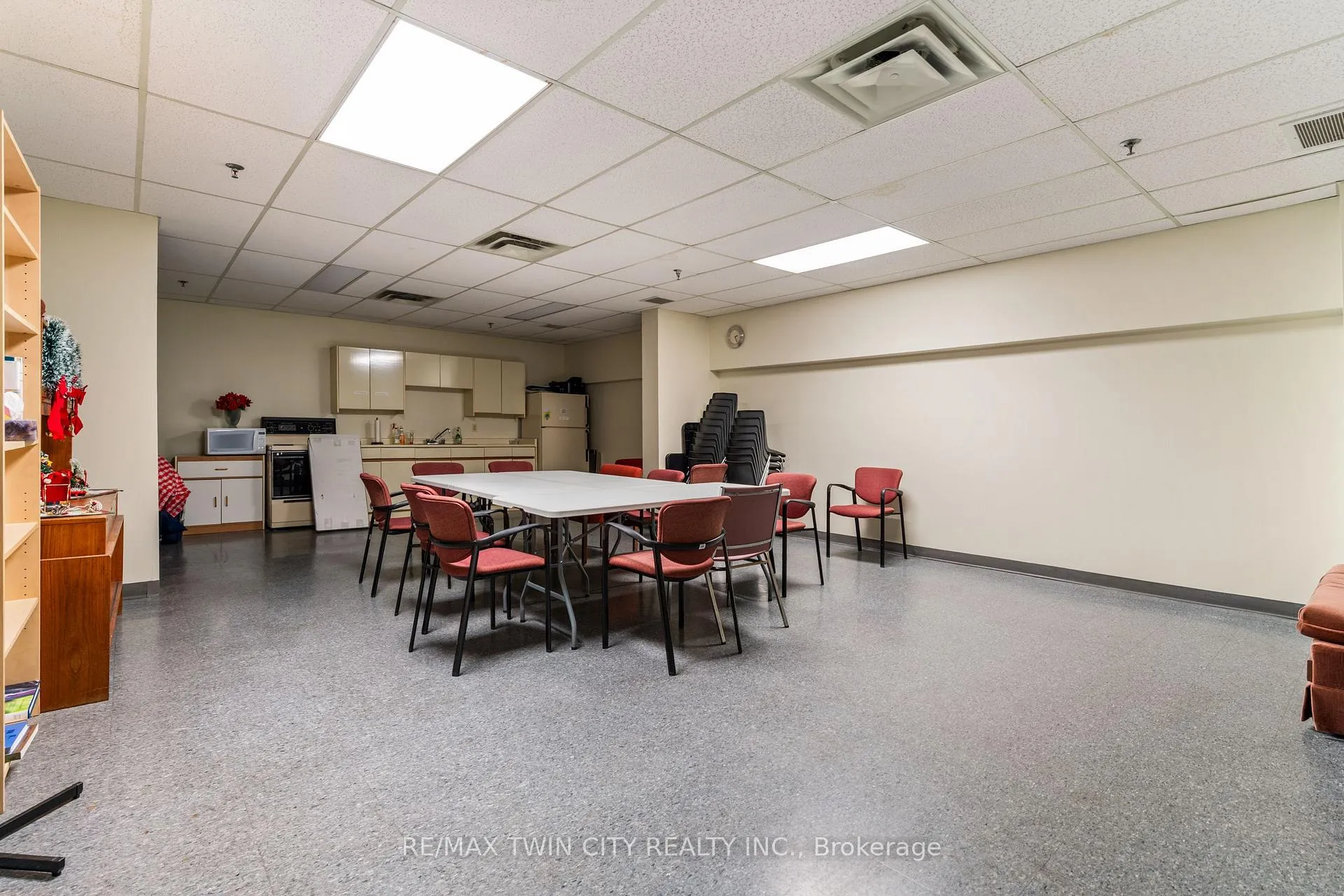 Photo 28 of Unit 508, 3267 King St. Street E, Kitchener — HOMEH
