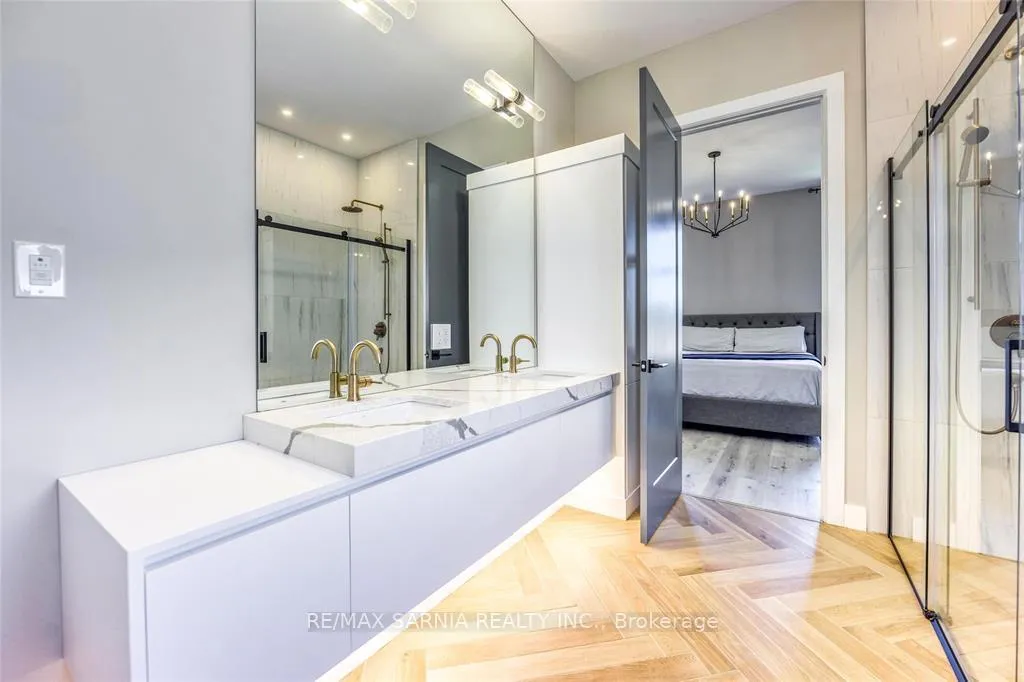 Photo 18 of 616 Mead Boulevard, Sarnia — HOMEH