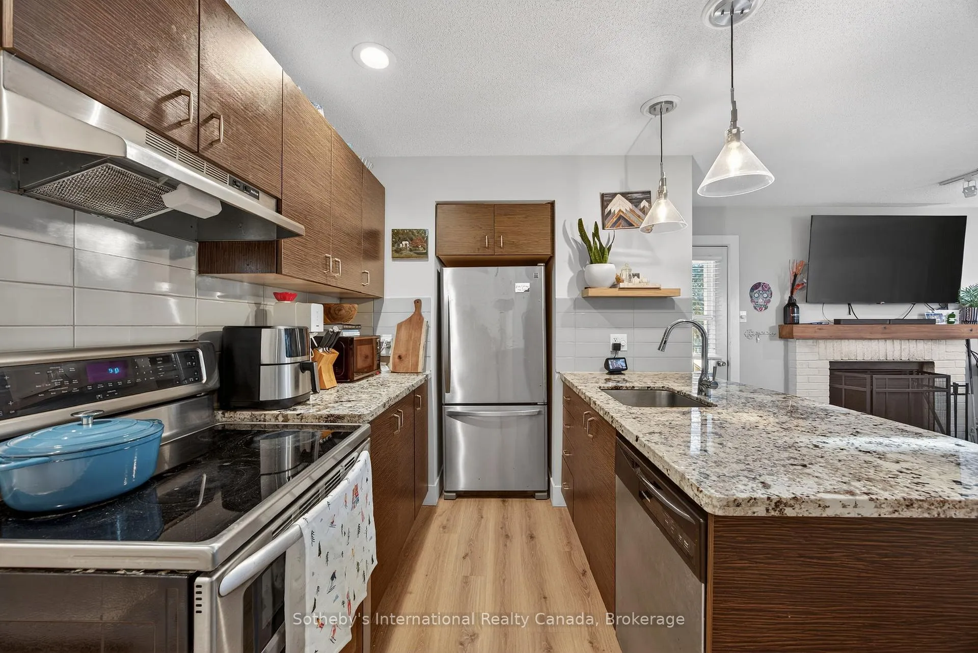 Photo 13 of Unit 113, 23 Dawson Drive, Collingwood — HOMEH