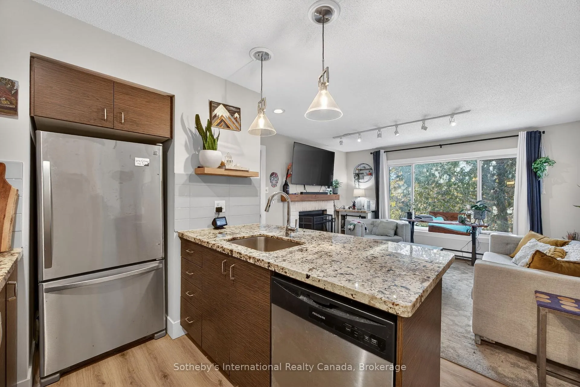 Photo 14 of Unit 113, 23 Dawson Drive, Collingwood — HOMEH