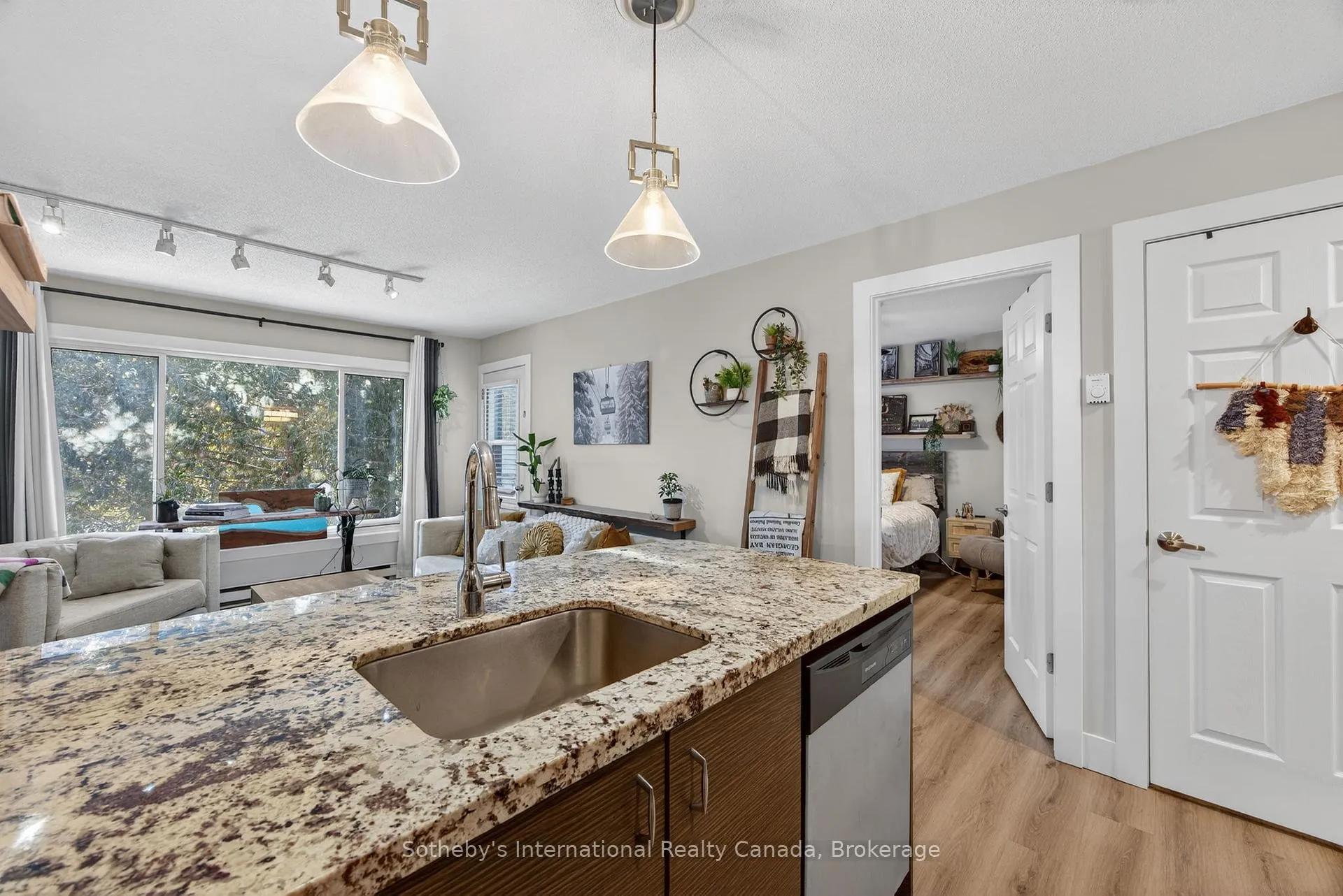 Photo 15 of Unit 113, 23 Dawson Drive, Collingwood — HOMEH