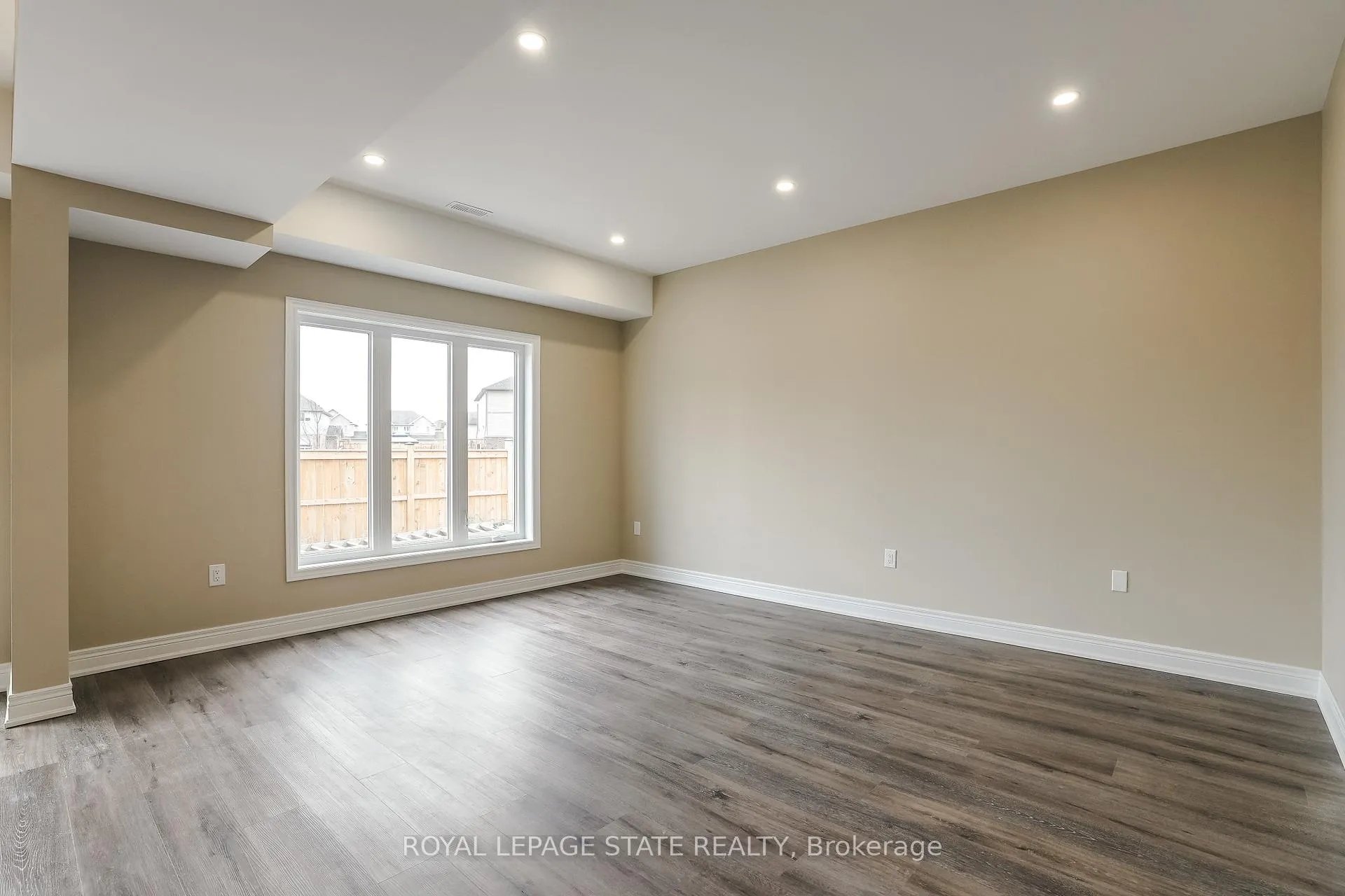 Photo 7 of Unit Upper, 177 Rykert Street, St. Catharines, Western Hill — HOMEH