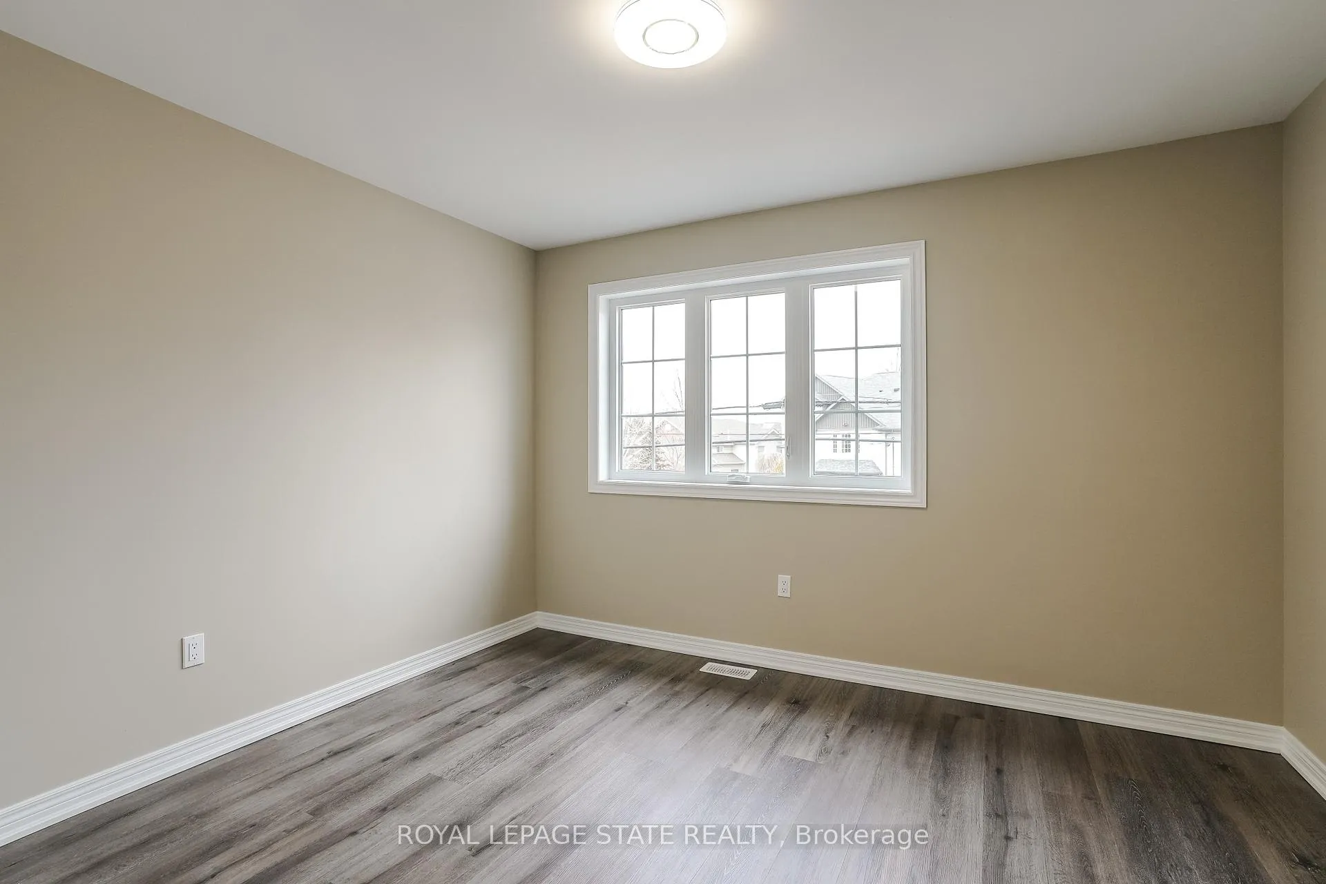 Photo 28 of Unit Upper, 177 Rykert Street, St. Catharines, Western Hill — HOMEH