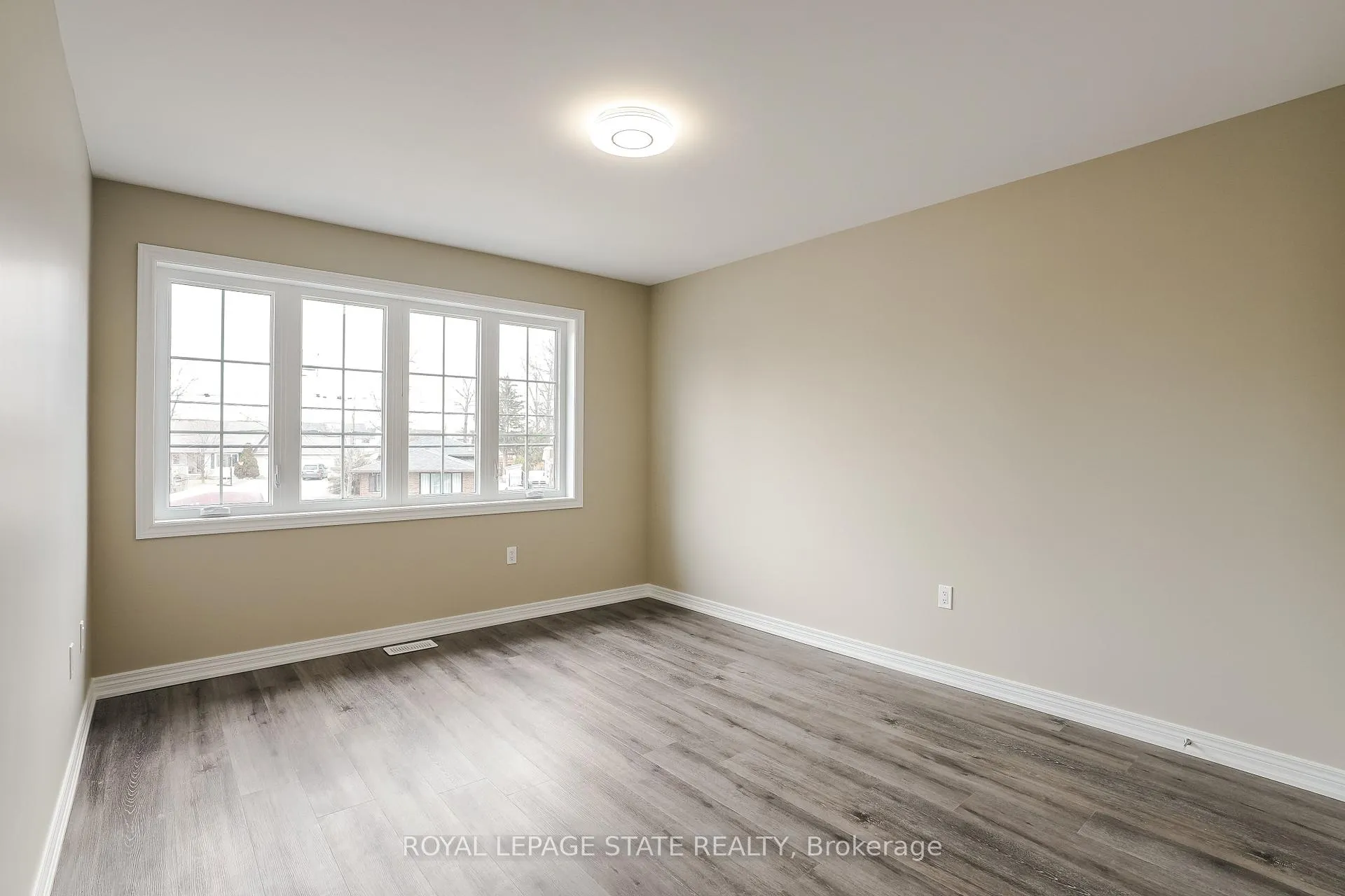Photo 30 of Unit Upper, 177 Rykert Street, St. Catharines, Western Hill — HOMEH