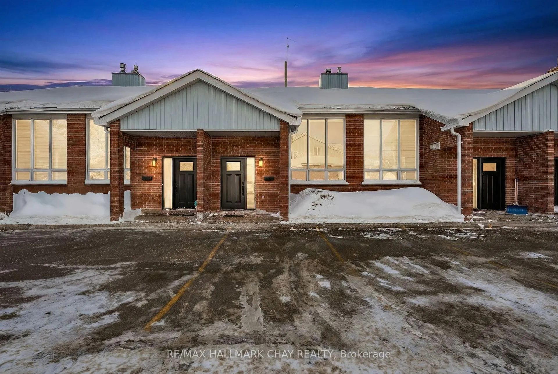 Front of Unit 3, 355 Blake Street