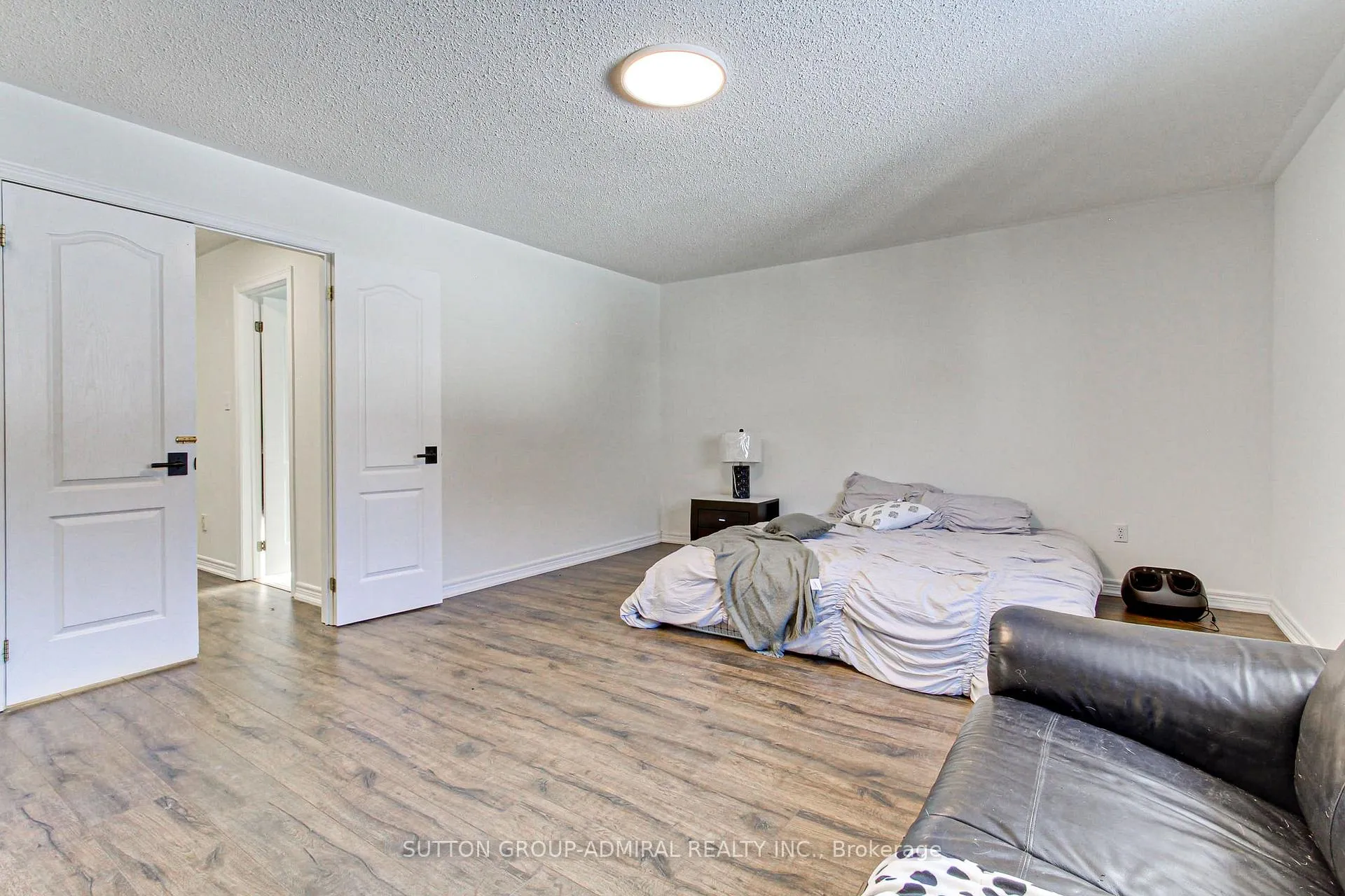 Photo 5 of 87 Stemmle Drive, Aurora, Aurora Highlands — HOMEH