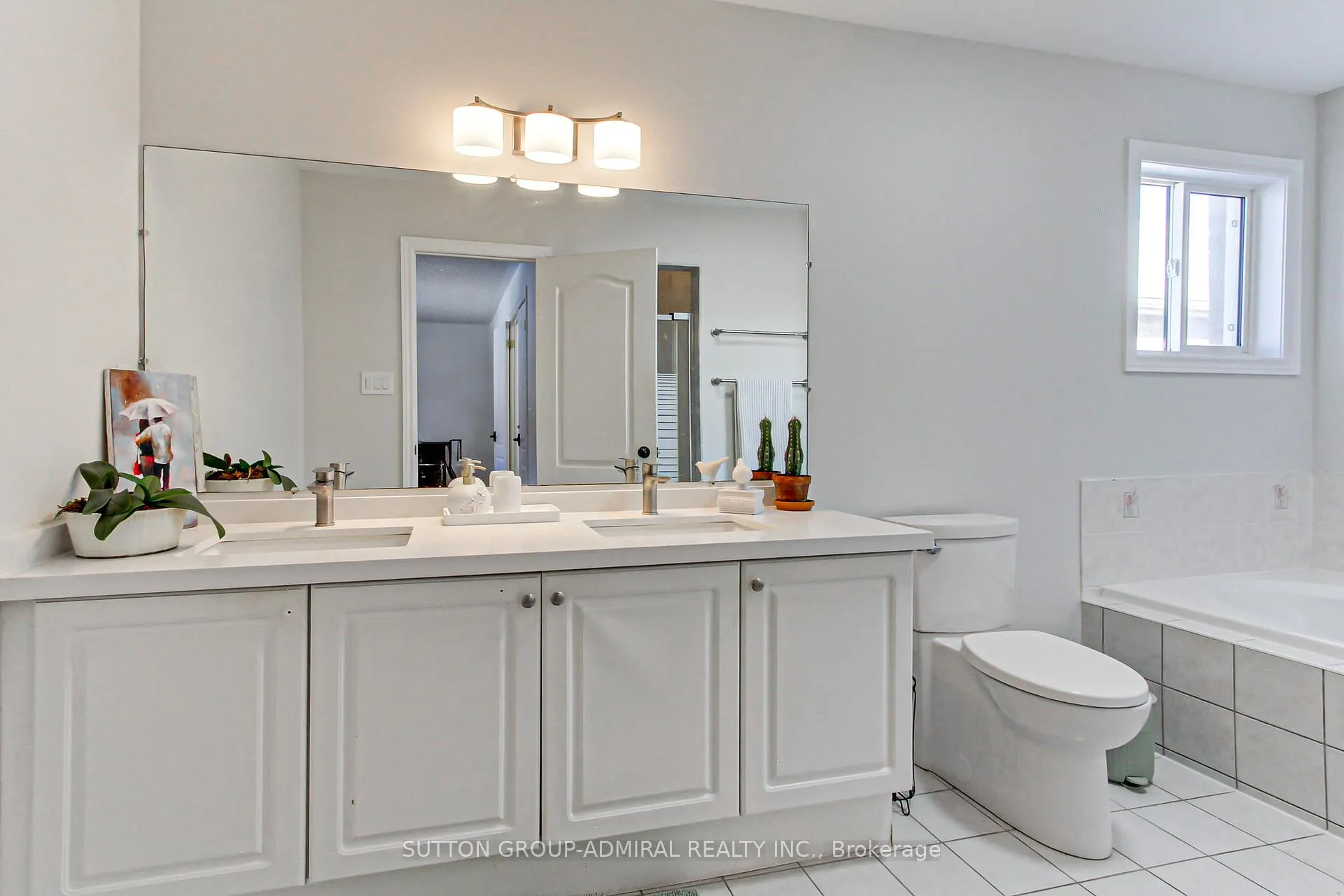 Photo 7 of 87 Stemmle Drive, Aurora, Aurora Highlands — HOMEH