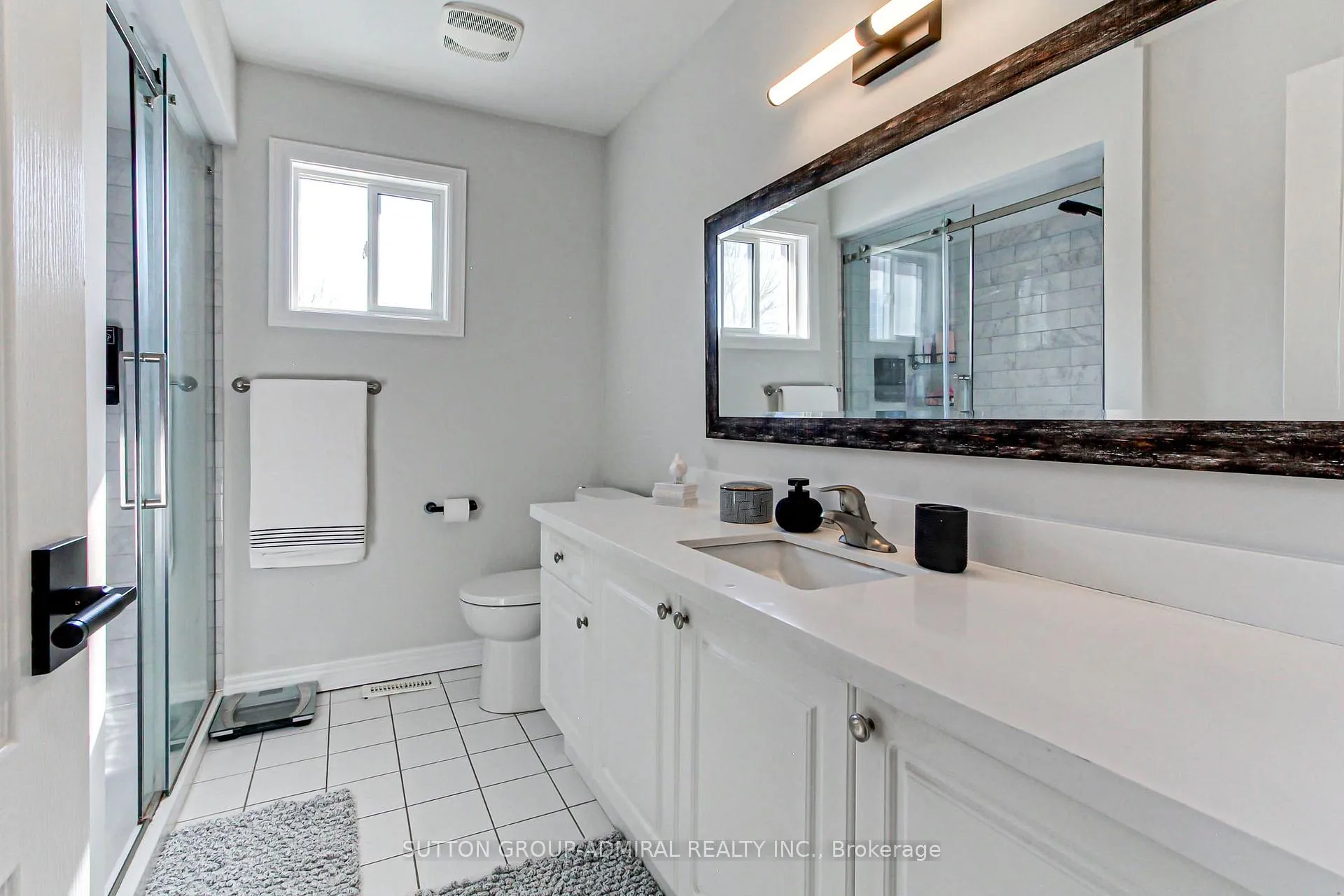 Photo 12 of 87 Stemmle Drive, Aurora, Aurora Highlands — HOMEH