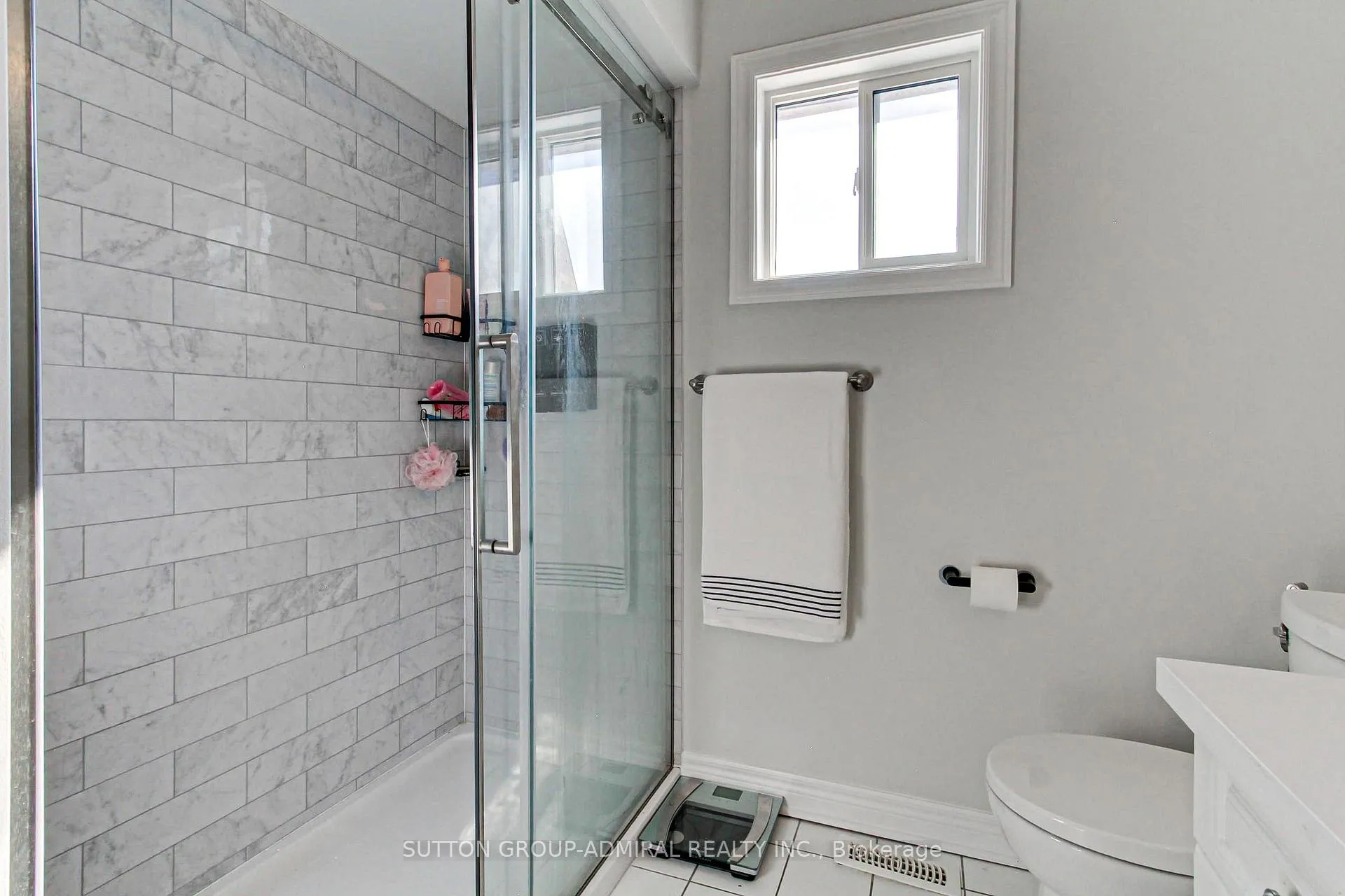 Photo 13 of 87 Stemmle Drive, Aurora, Aurora Highlands — HOMEH