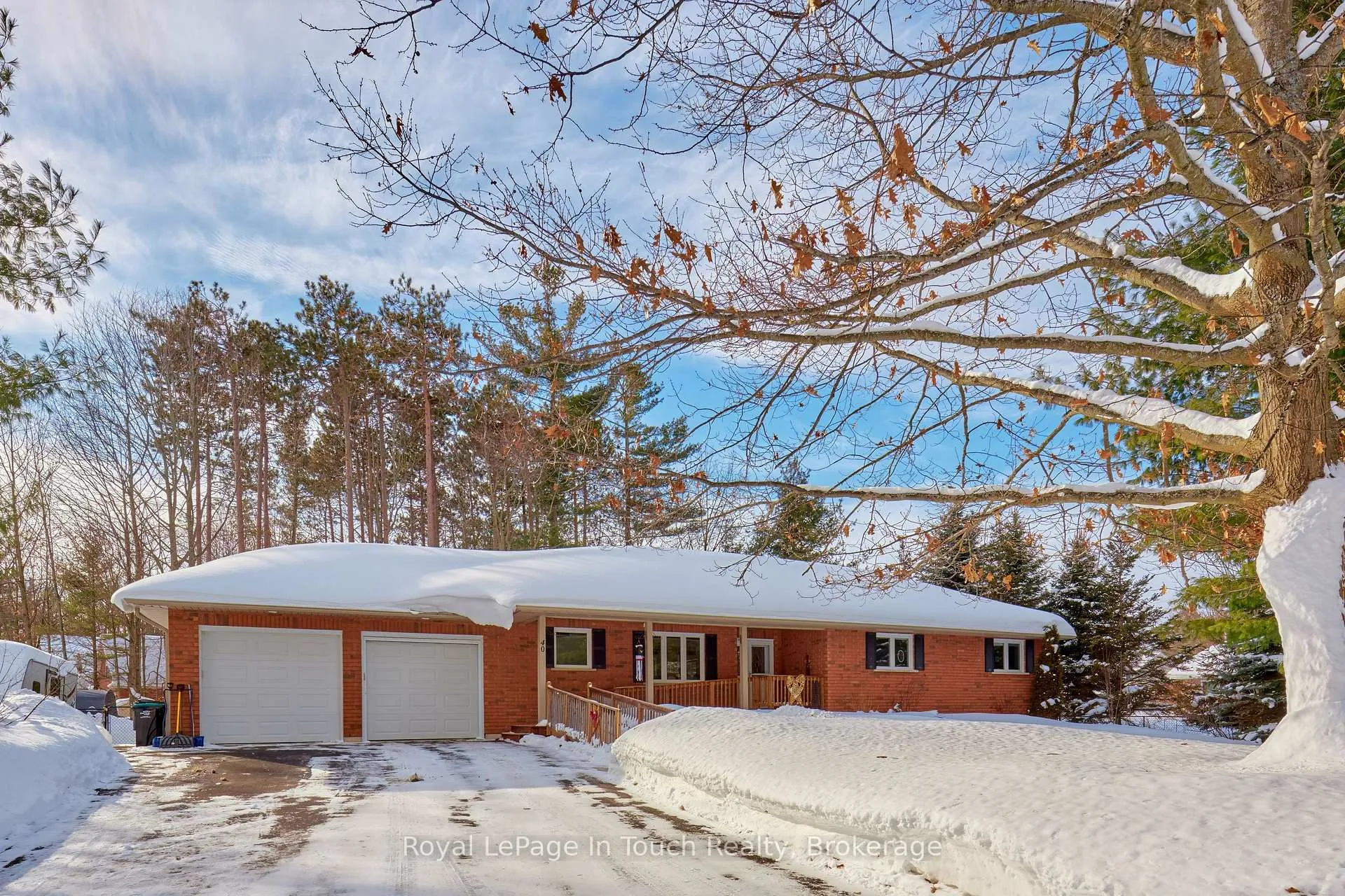 Photo 2 of 40 Maryjane Road, Tiny, Wyevale — HOMEH