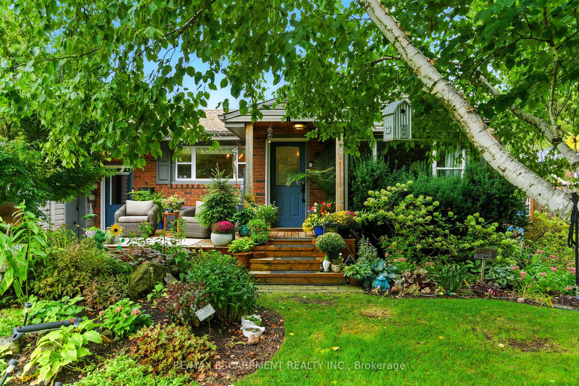Photo 4 of 8 Olive Street, Grimsby, Grimsby Beach — HOMEH
