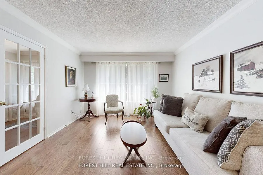 Photo 5 of 20 Thurgate Crescent, Markham, German Mills — HOMEH