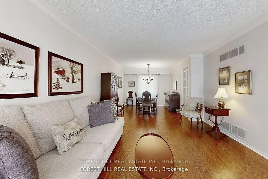 Photo 7 of 20 Thurgate Crescent, Markham, German Mills — HOMEH