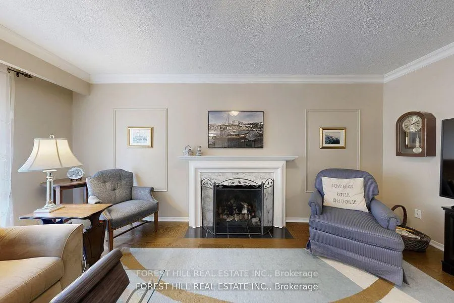 Photo 13 of 20 Thurgate Crescent, Markham, German Mills — HOMEH