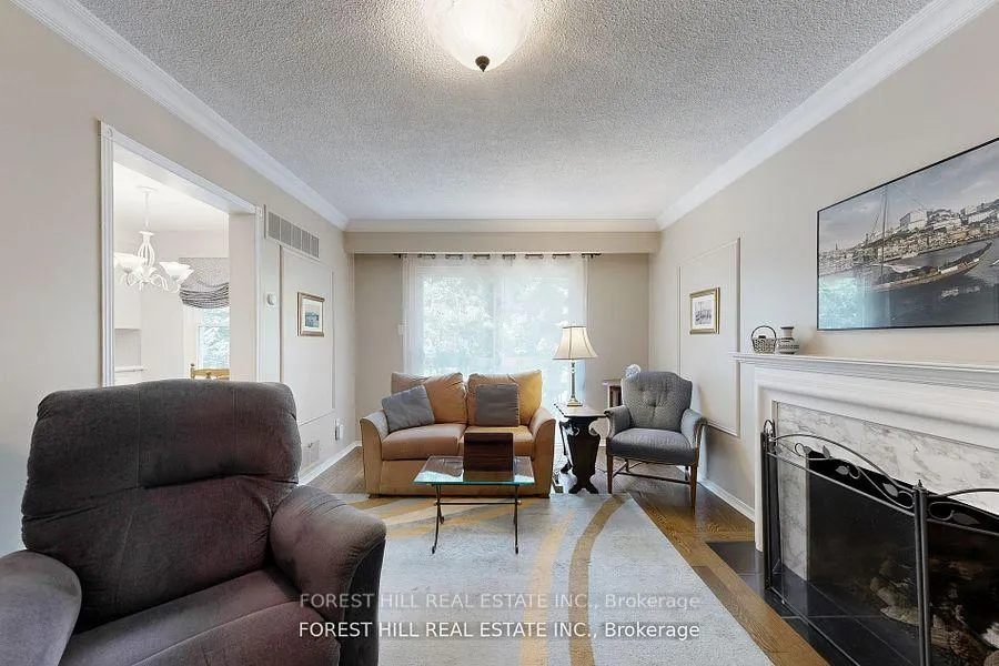 Photo 14 of 20 Thurgate Crescent, Markham, German Mills — HOMEH