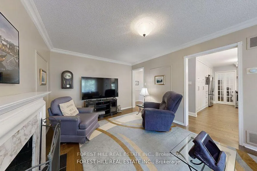 Photo 15 of 20 Thurgate Crescent, Markham, German Mills — HOMEH