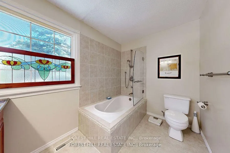 Photo 21 of 20 Thurgate Crescent, Markham, German Mills — HOMEH