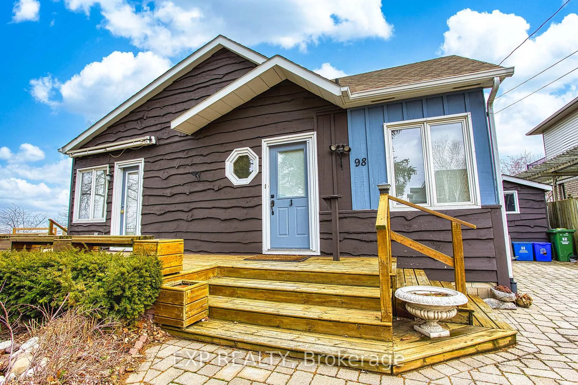 Photo 4 of 98 Creanona Boulevard, Hamilton, Winona Park — HOMEH