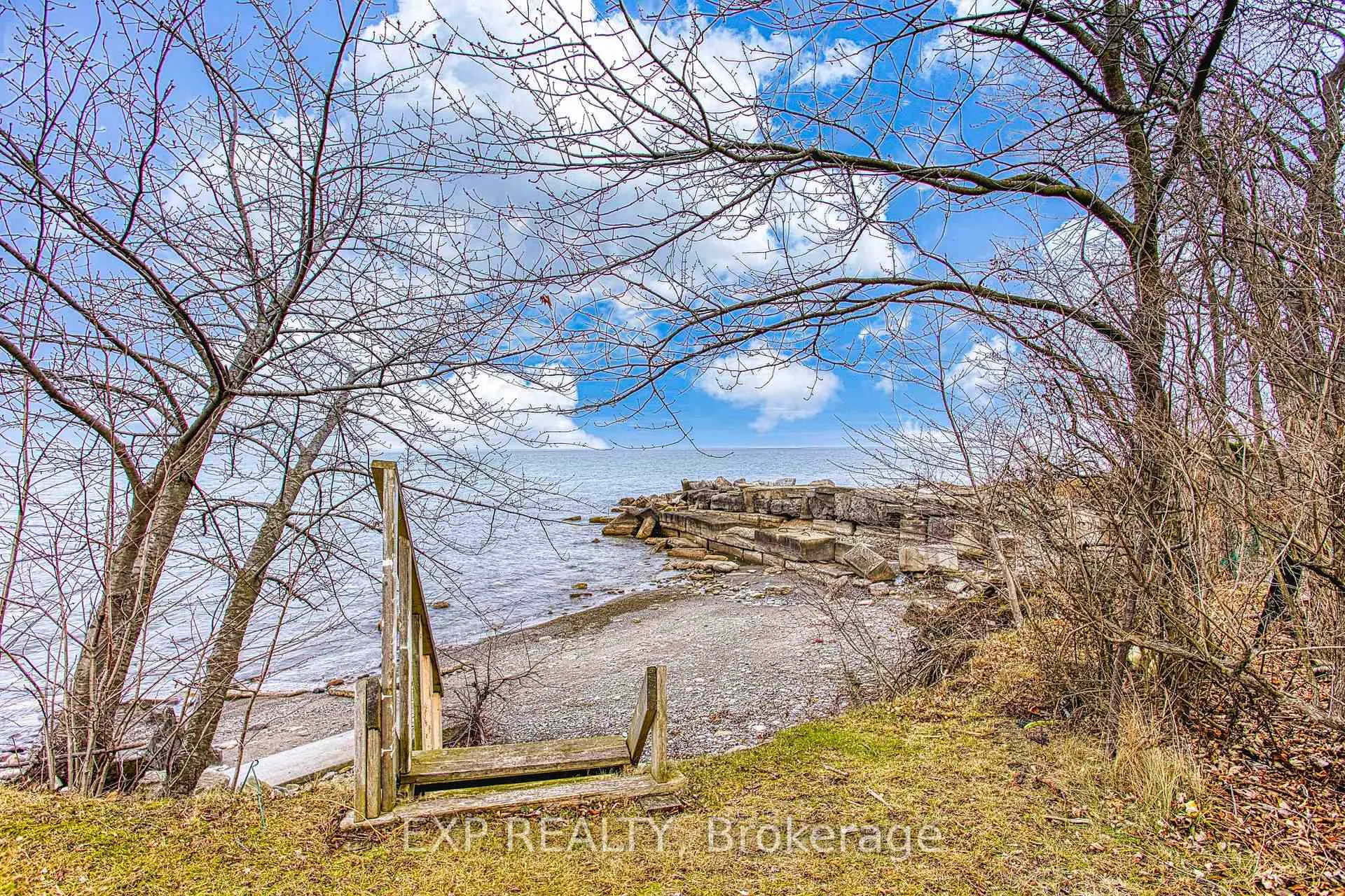 Photo 45 of 98 Creanona Boulevard, Hamilton, Winona Park — HOMEH