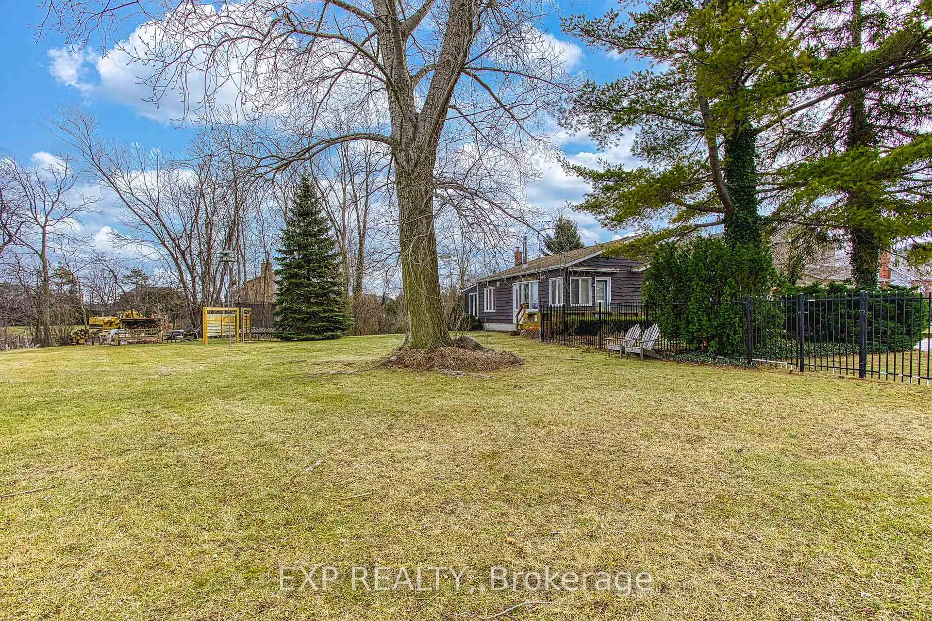Photo 47 of 98 Creanona Boulevard, Hamilton, Winona Park — HOMEH