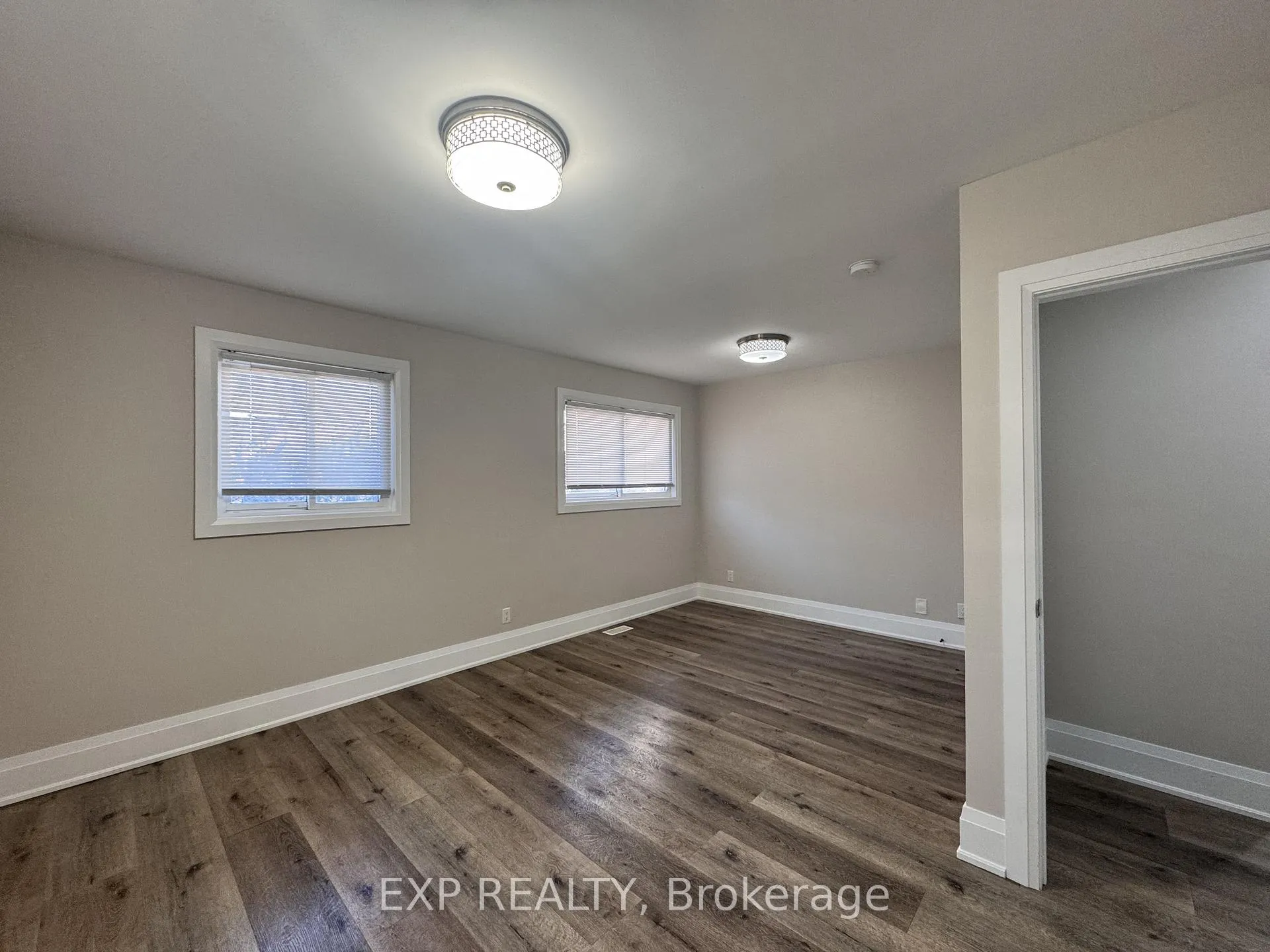 Photo 26 of 324 West 5TH Street, Hamilton, Buchanan — HOMEH