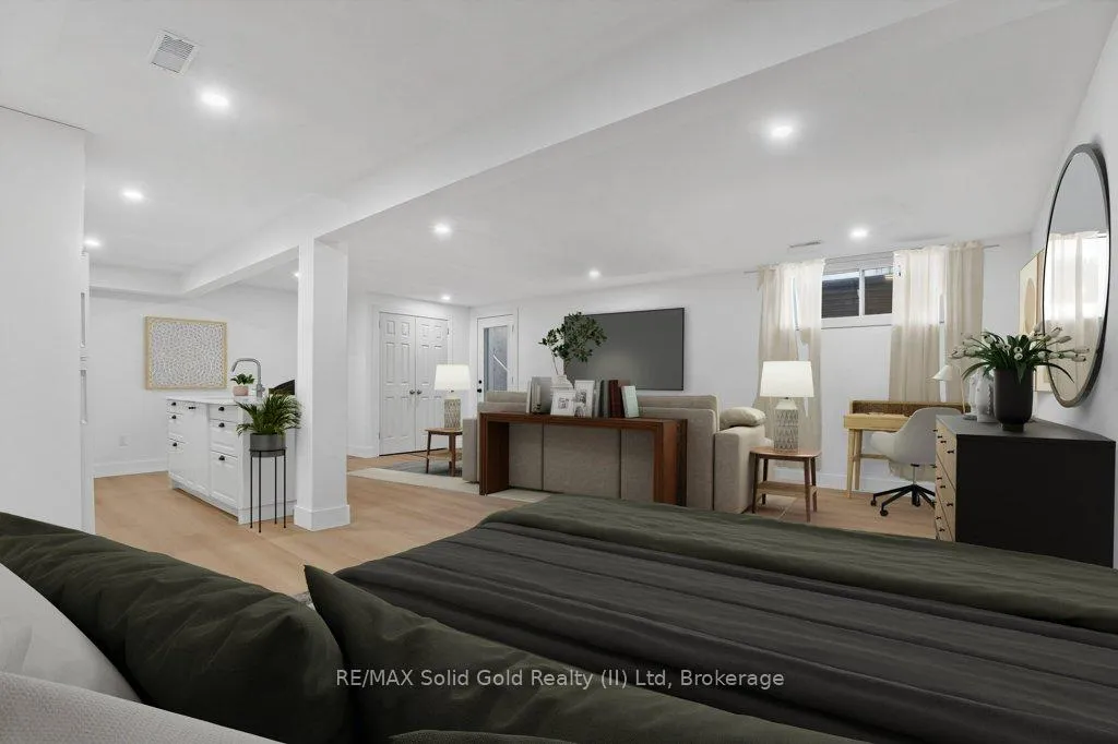 Photo 33 of 614 Rock Point Crescent, Waterloo — HOMEH