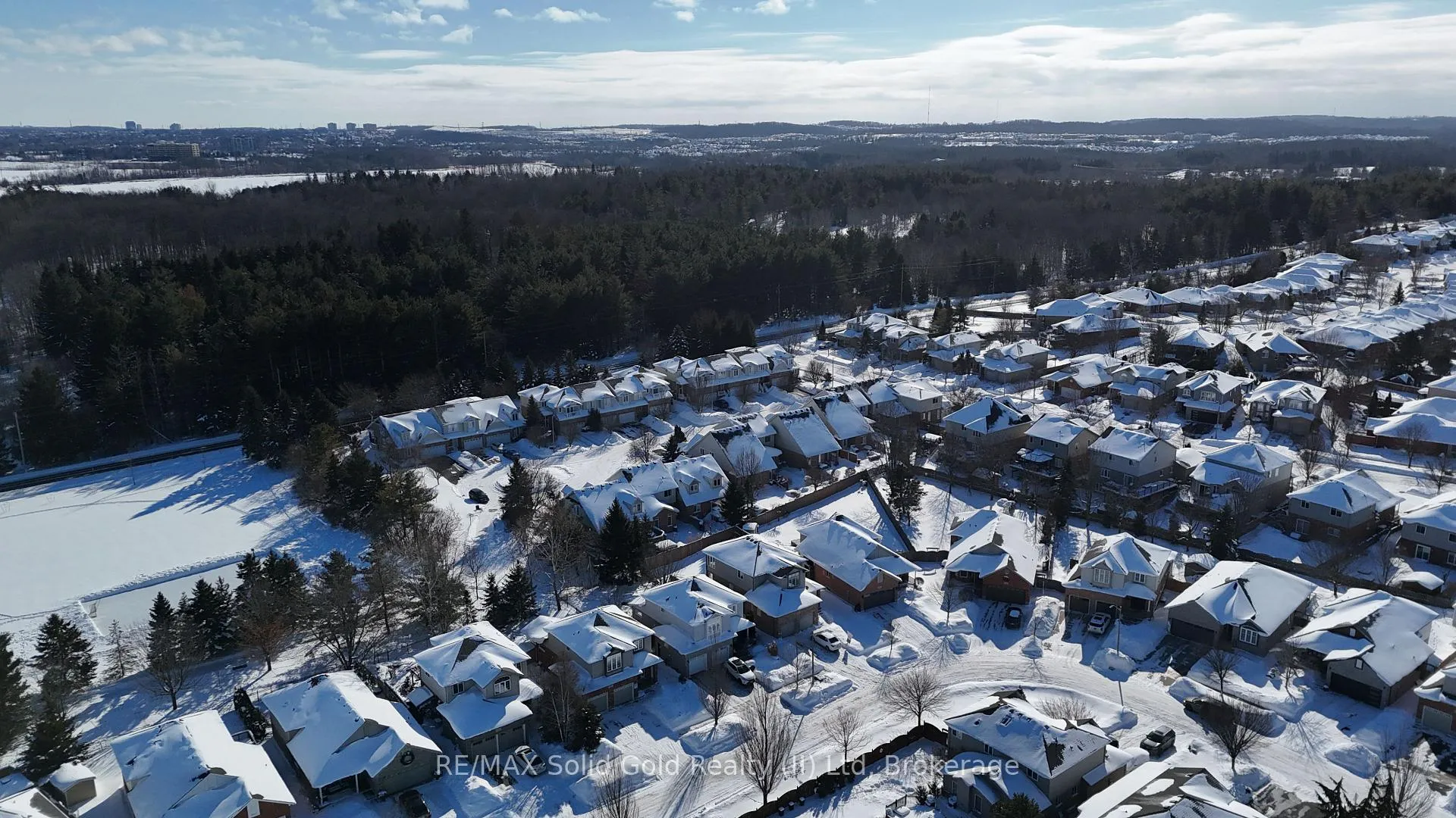 Photo 46 of 614 Rock Point Crescent, Waterloo — HOMEH