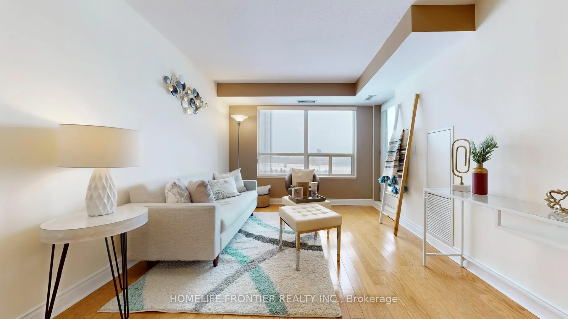 Photo 1 of Unit 908, 37 Galleria Parkway, Markham, Commerce Valley — HOMEH
