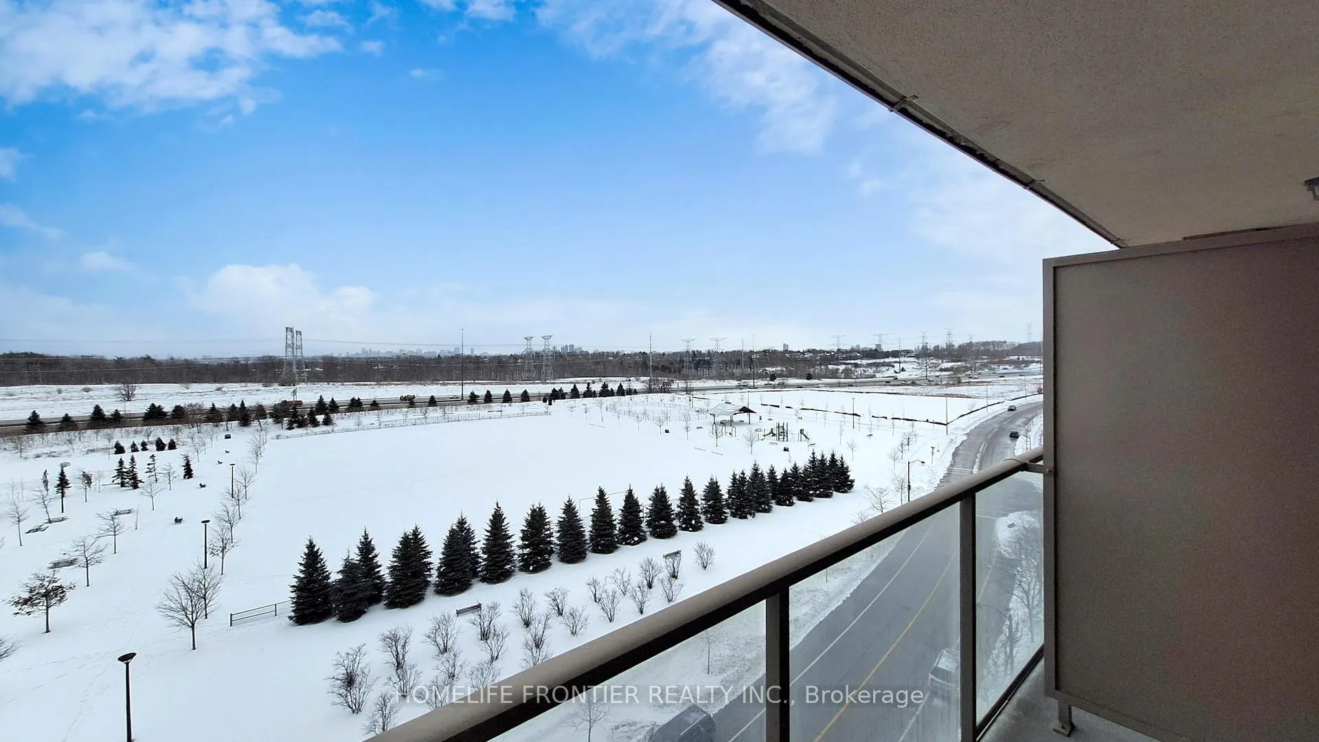 Photo 16 of Unit 908, 37 Galleria Parkway, Markham, Commerce Valley — HOMEH