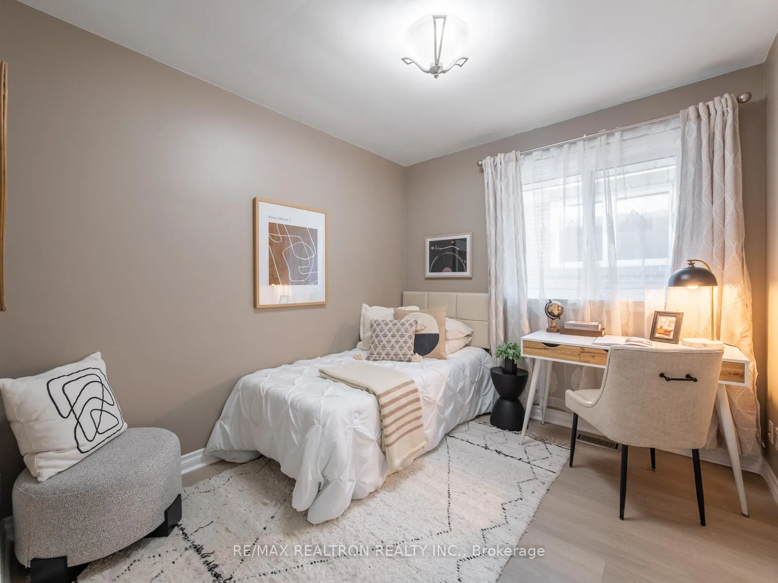 Photo 17 of 6 Minnowburn Street, Scarborough, Tam O'Shanter-Sullivan — HOMEH