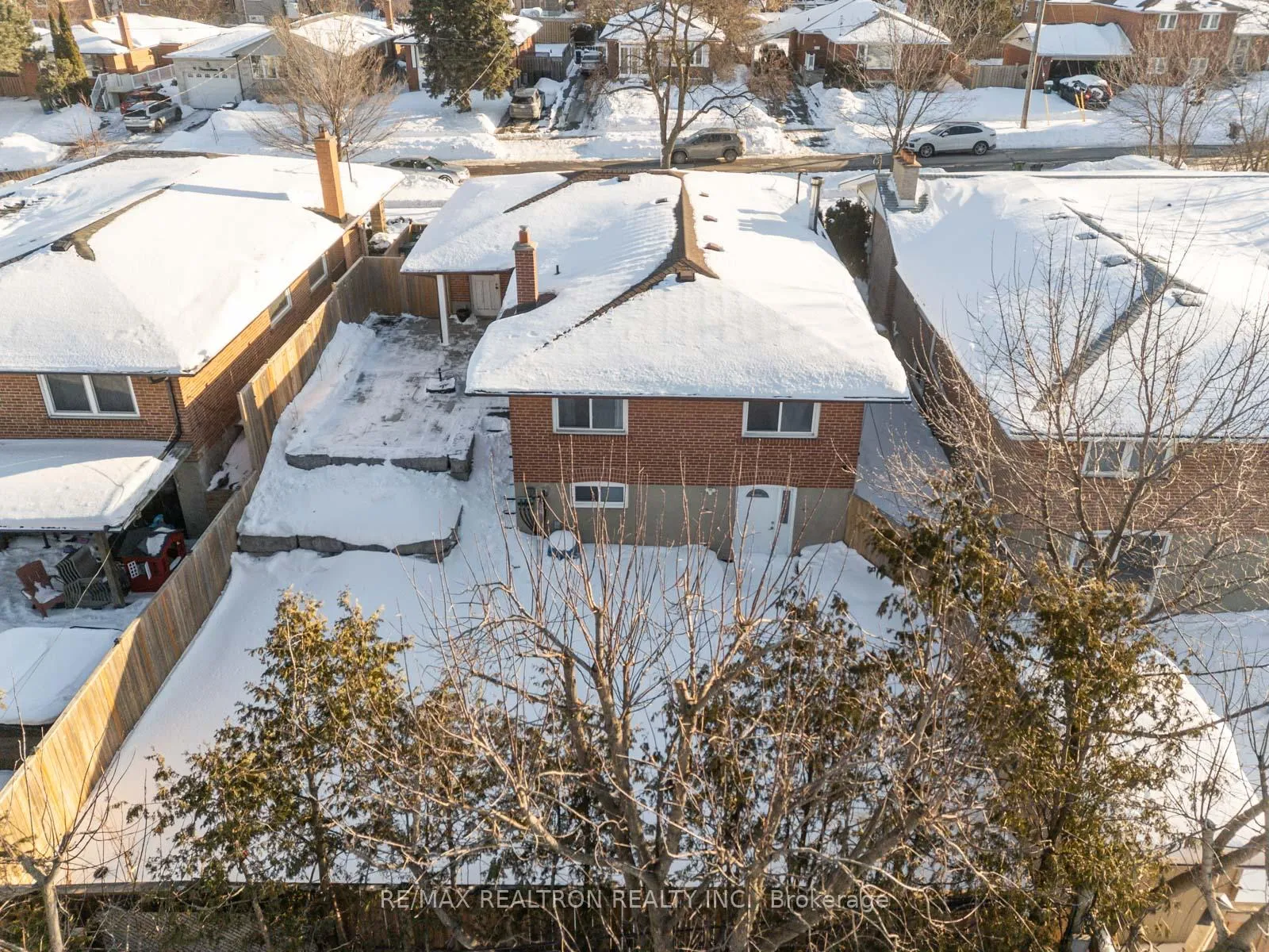 Photo 35 of 6 Minnowburn Street, Scarborough, Tam O'Shanter-Sullivan — HOMEH