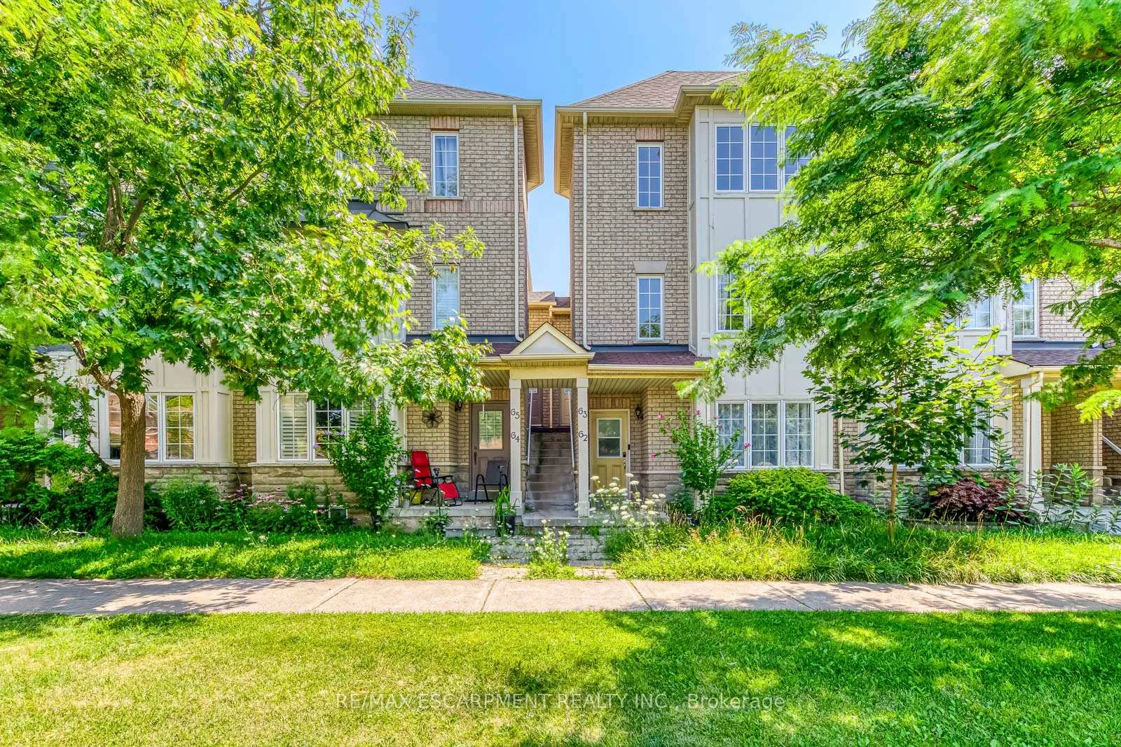 Front of Unit 63, 1489 Heritage Way