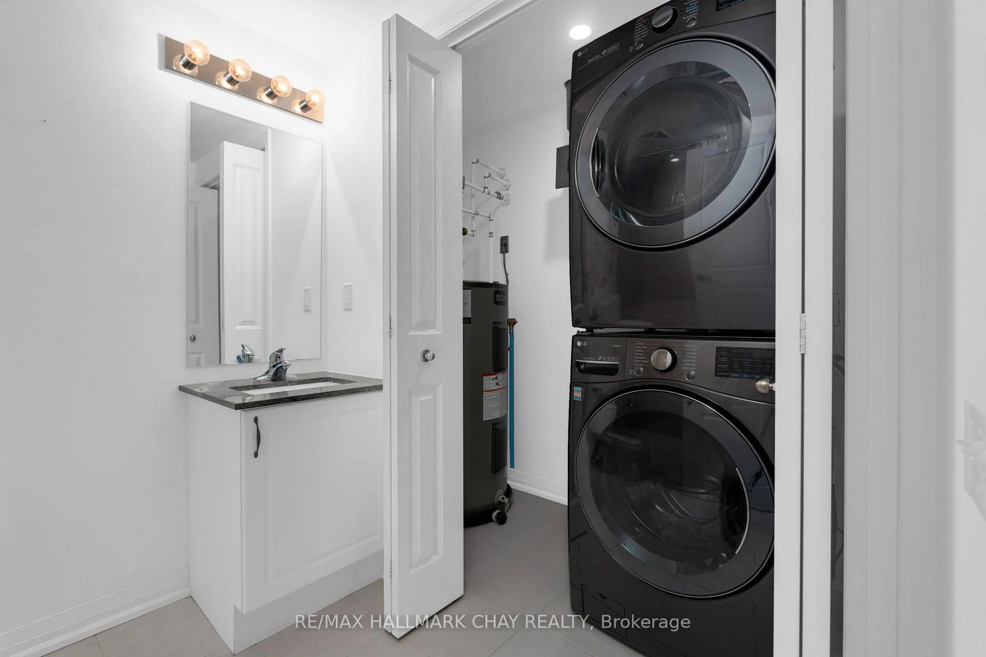 Photo 15 of Unit 301, 54 Koda Street, Barrie, Rural Barrie Southwest — HOMEH