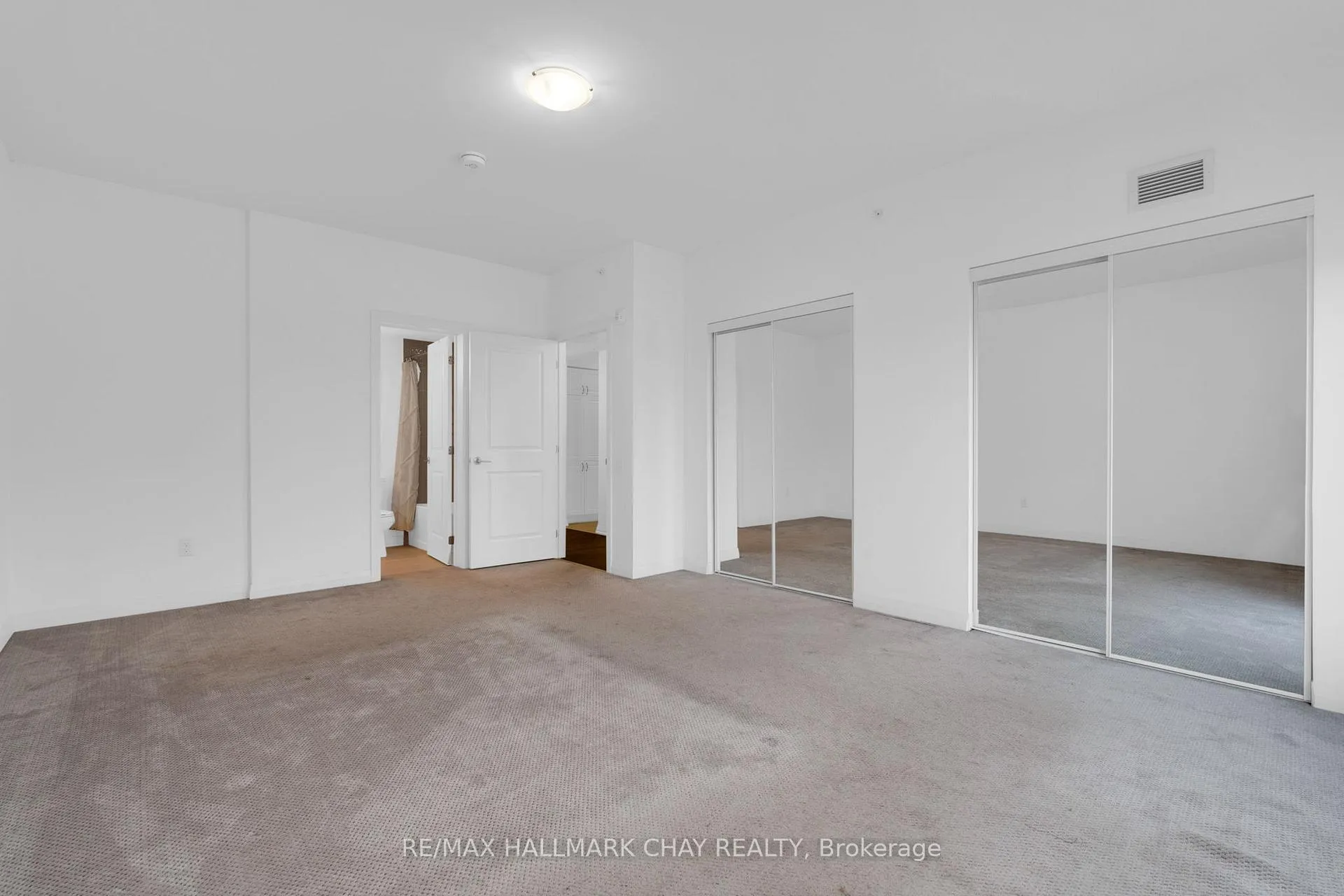 Photo 17 of Unit 301, 54 Koda Street, Barrie, Rural Barrie Southwest — HOMEH