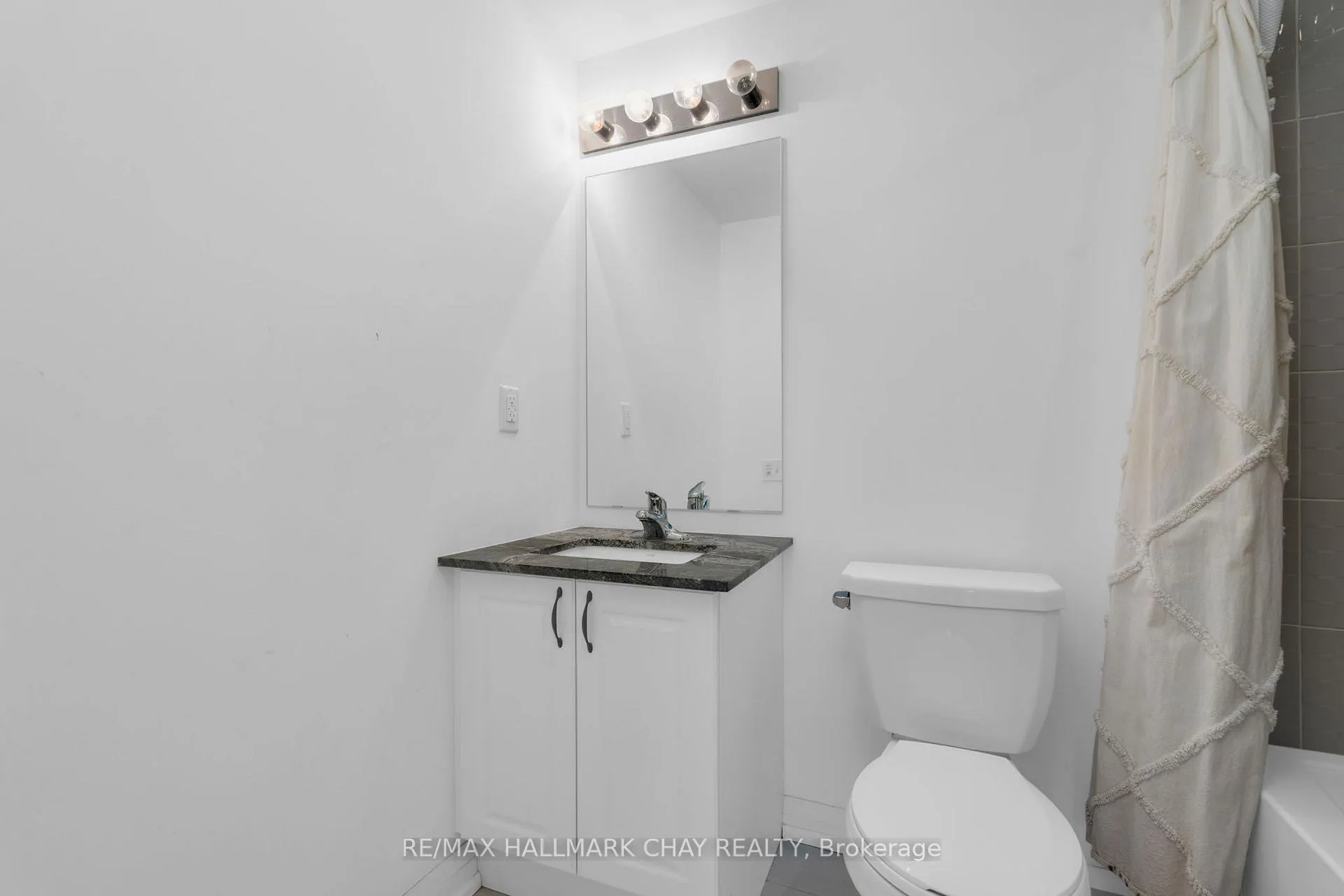 Photo 19 of Unit 301, 54 Koda Street, Barrie, Rural Barrie Southwest — HOMEH