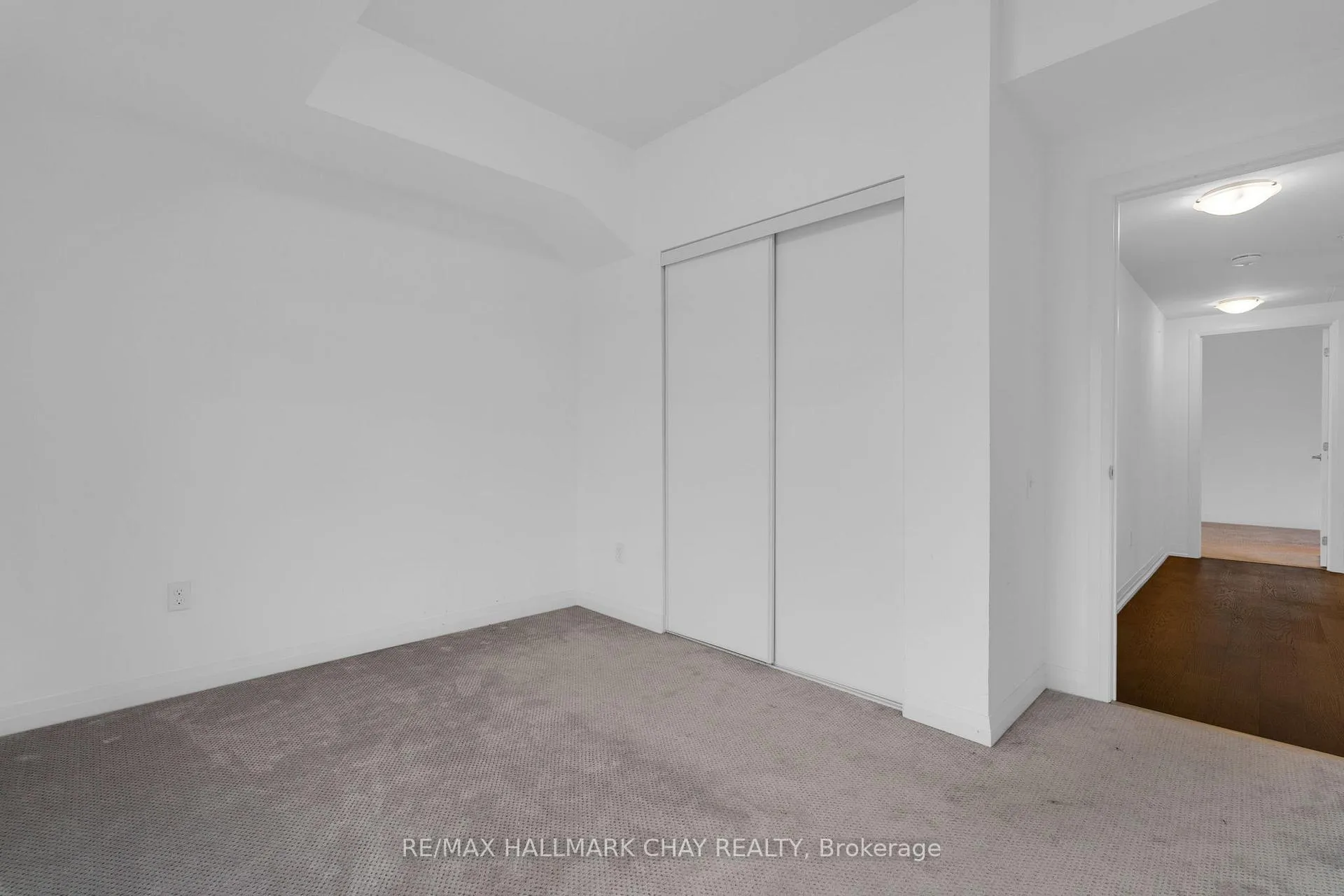 Photo 21 of Unit 301, 54 Koda Street, Barrie, Rural Barrie Southwest — HOMEH