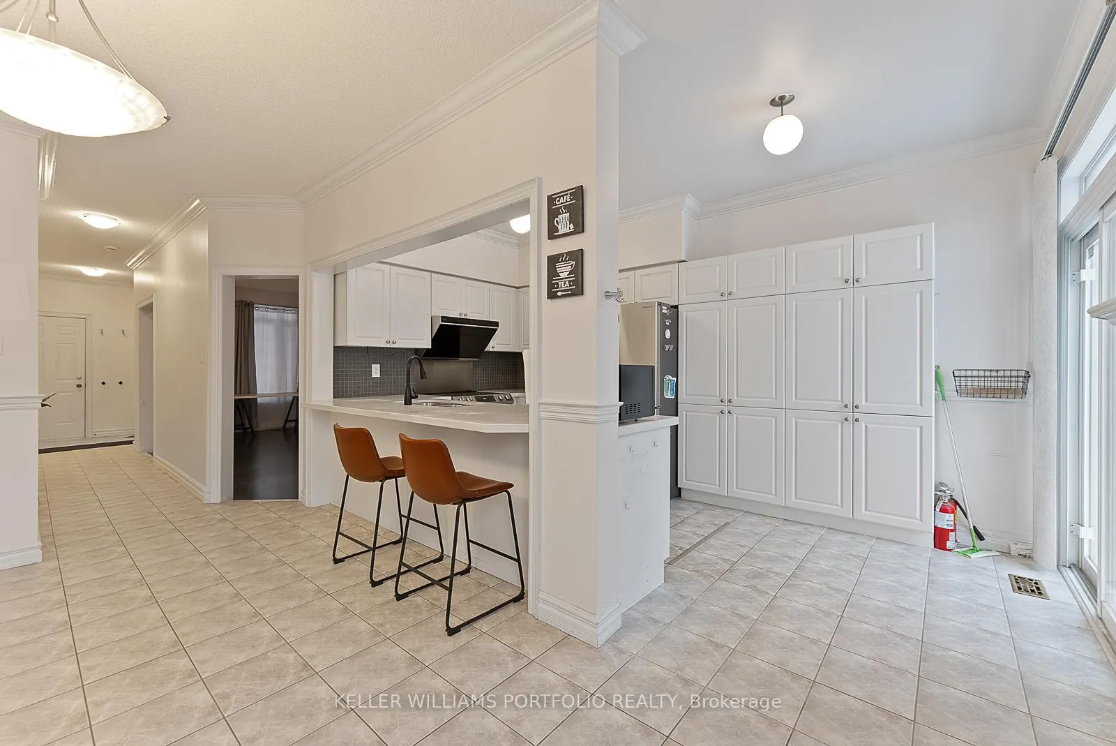Photo 14 of 31 Craddock Street, Vaughan, Maple — HOMEH