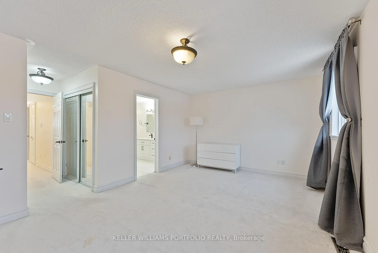 Photo 27 of 31 Craddock Street, Vaughan, Maple — HOMEH