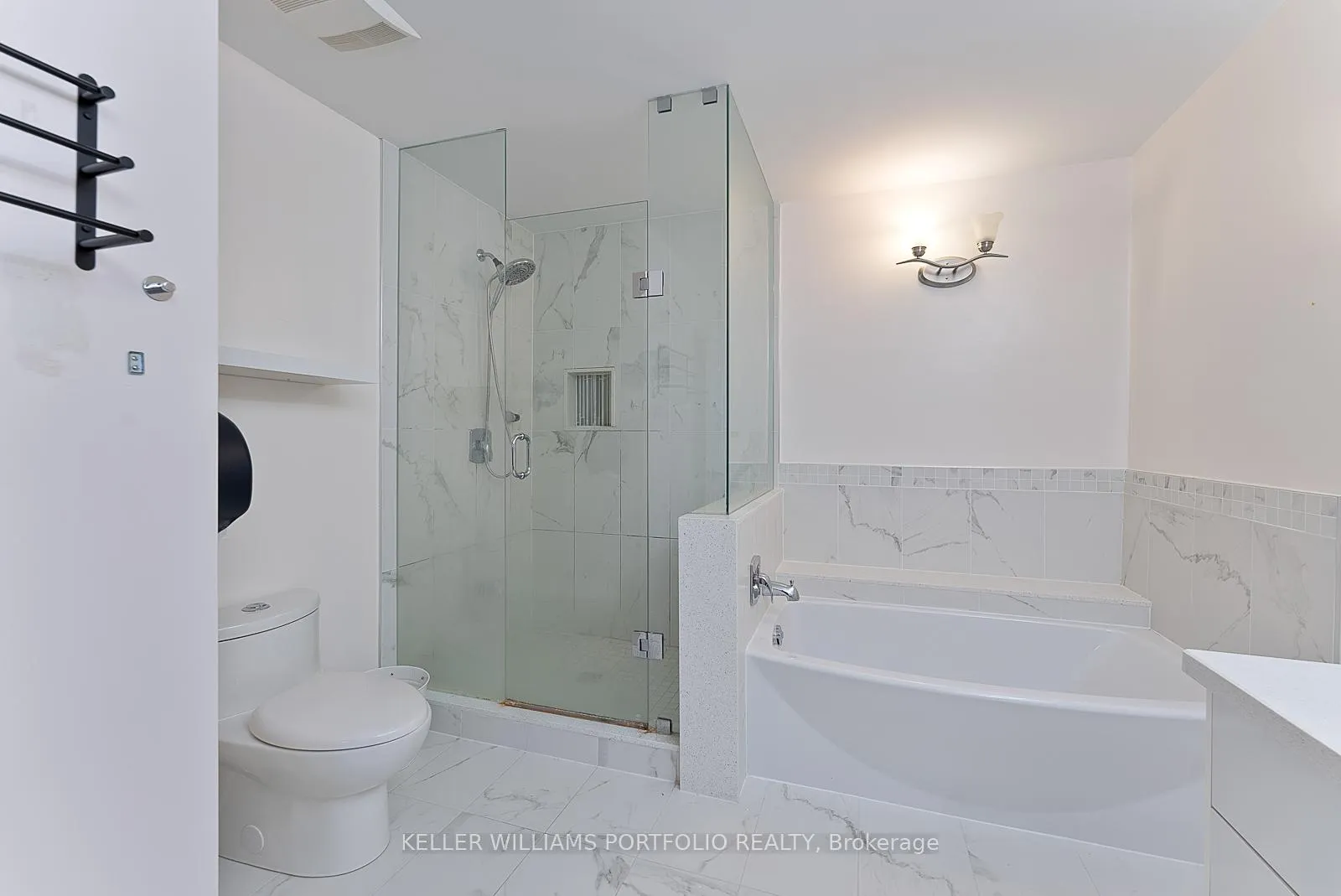 Photo 31 of 31 Craddock Street, Vaughan, Maple — HOMEH