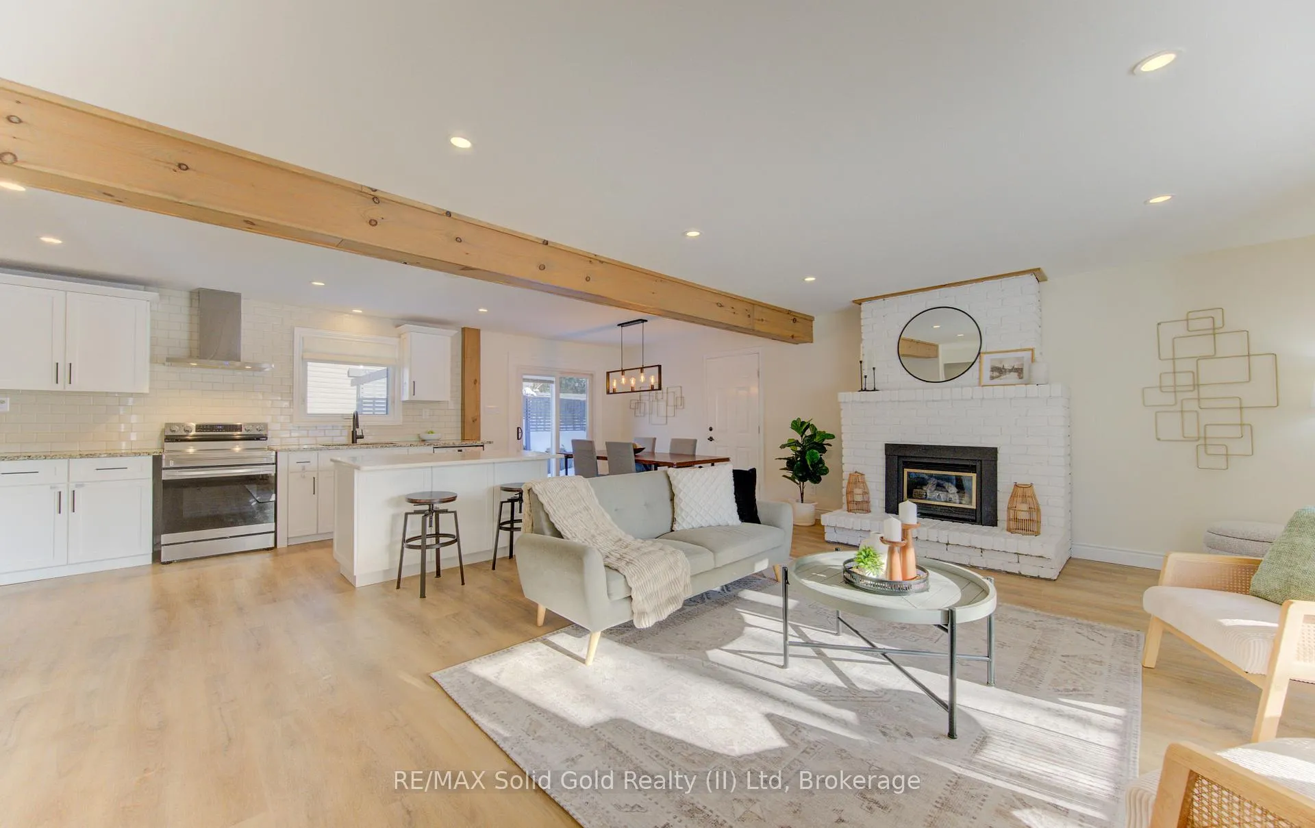 Photo 7 of 322 Daleview Place, Waterloo — HOMEH