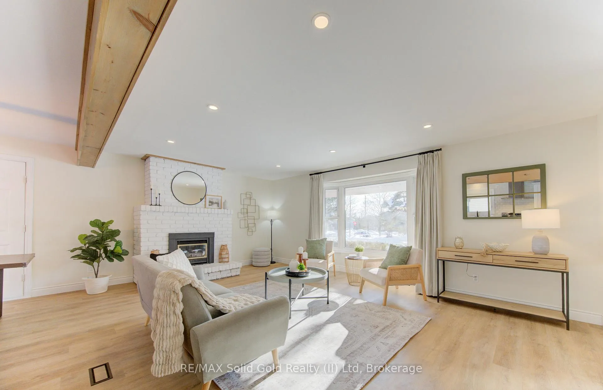 Photo 8 of 322 Daleview Place, Waterloo — HOMEH