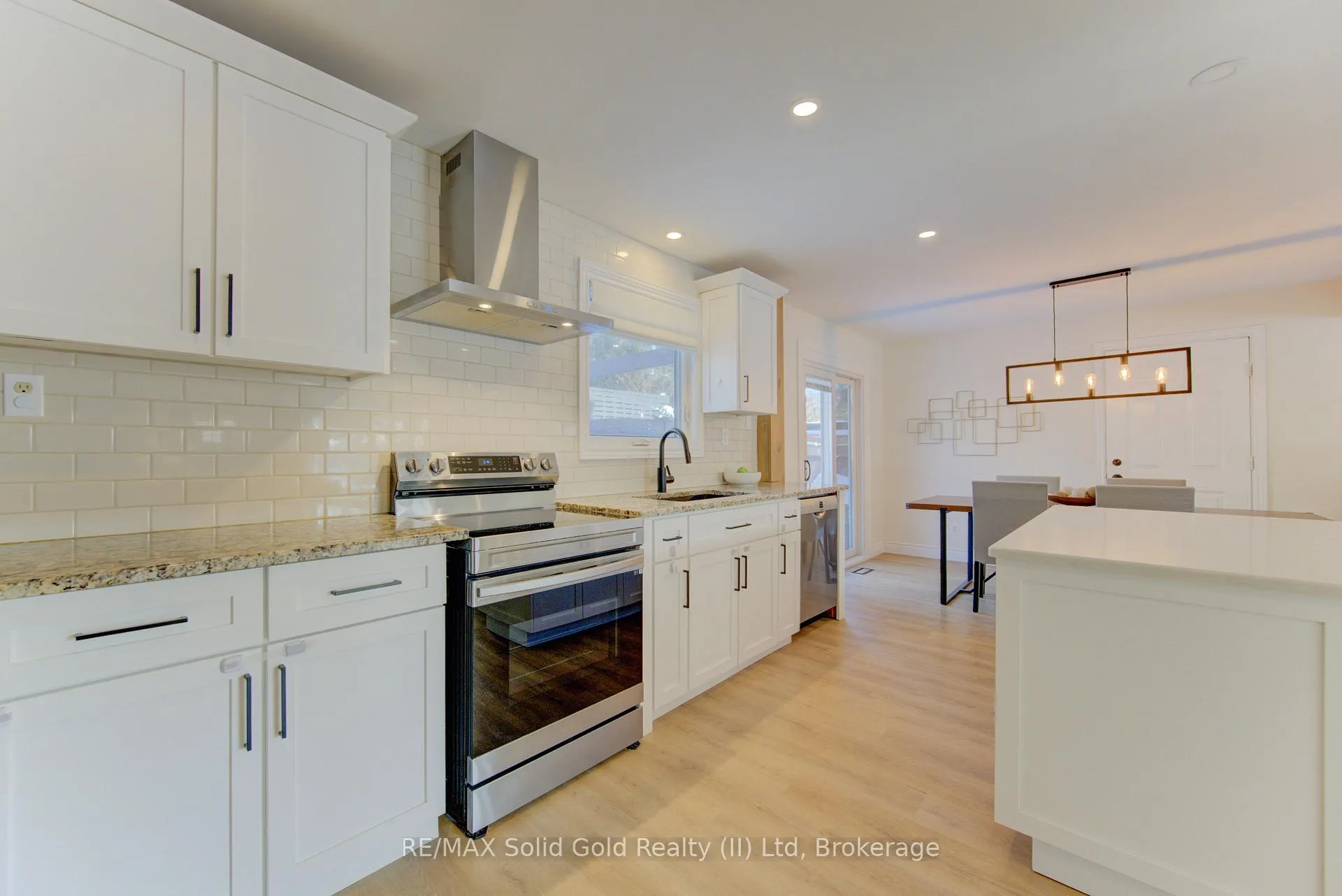 Photo 16 of 322 Daleview Place, Waterloo — HOMEH