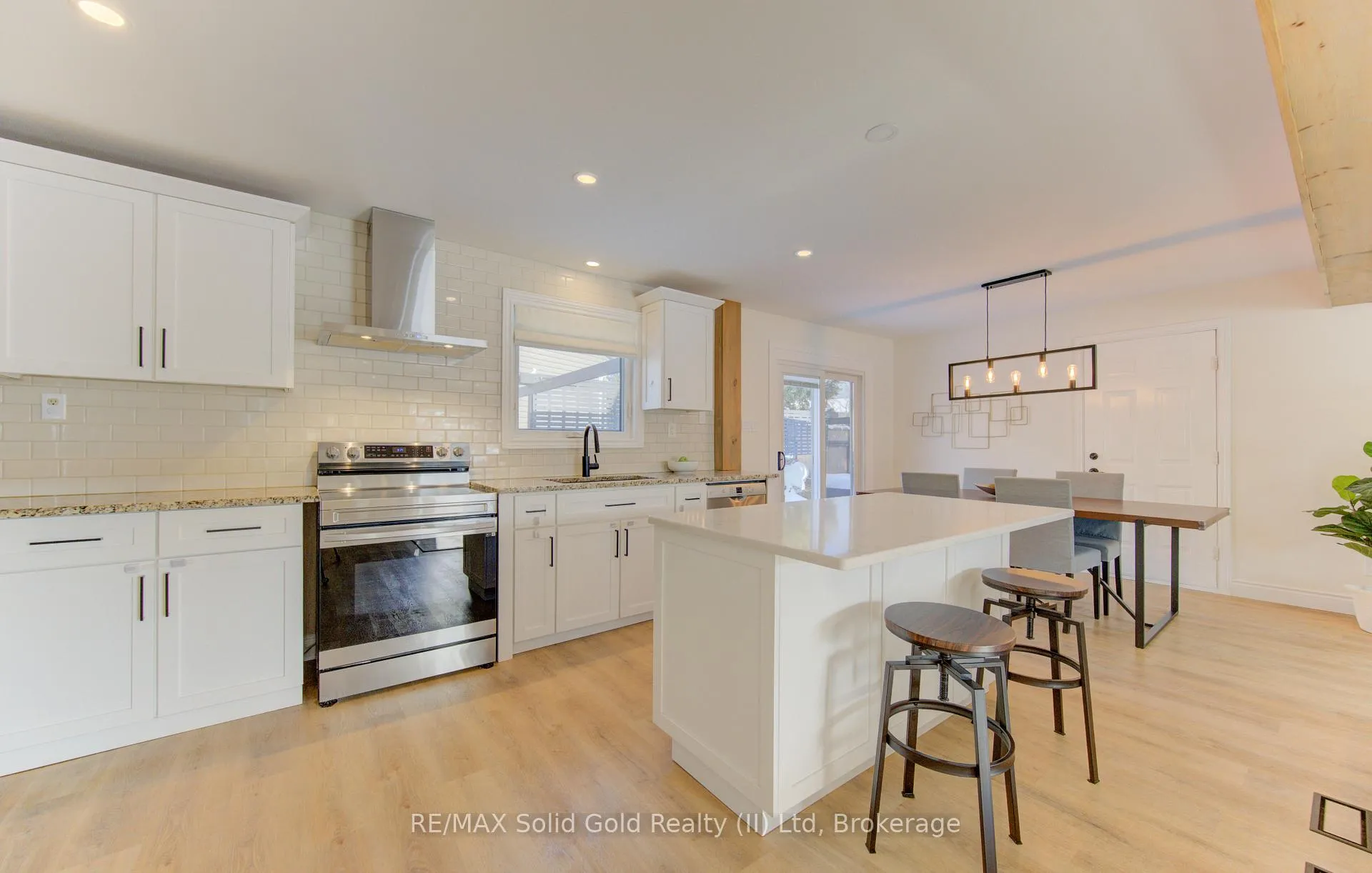 Photo 20 of 322 Daleview Place, Waterloo — HOMEH