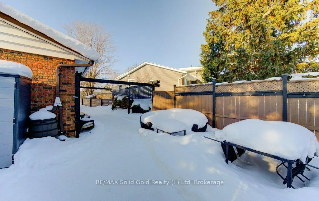 Photo 43 of 322 Daleview Place, Waterloo — HOMEH