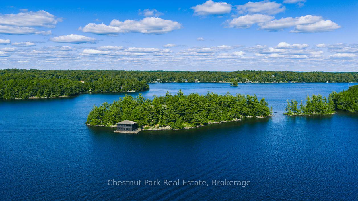 Front of J24 Fawn & (Birch Islet) Island