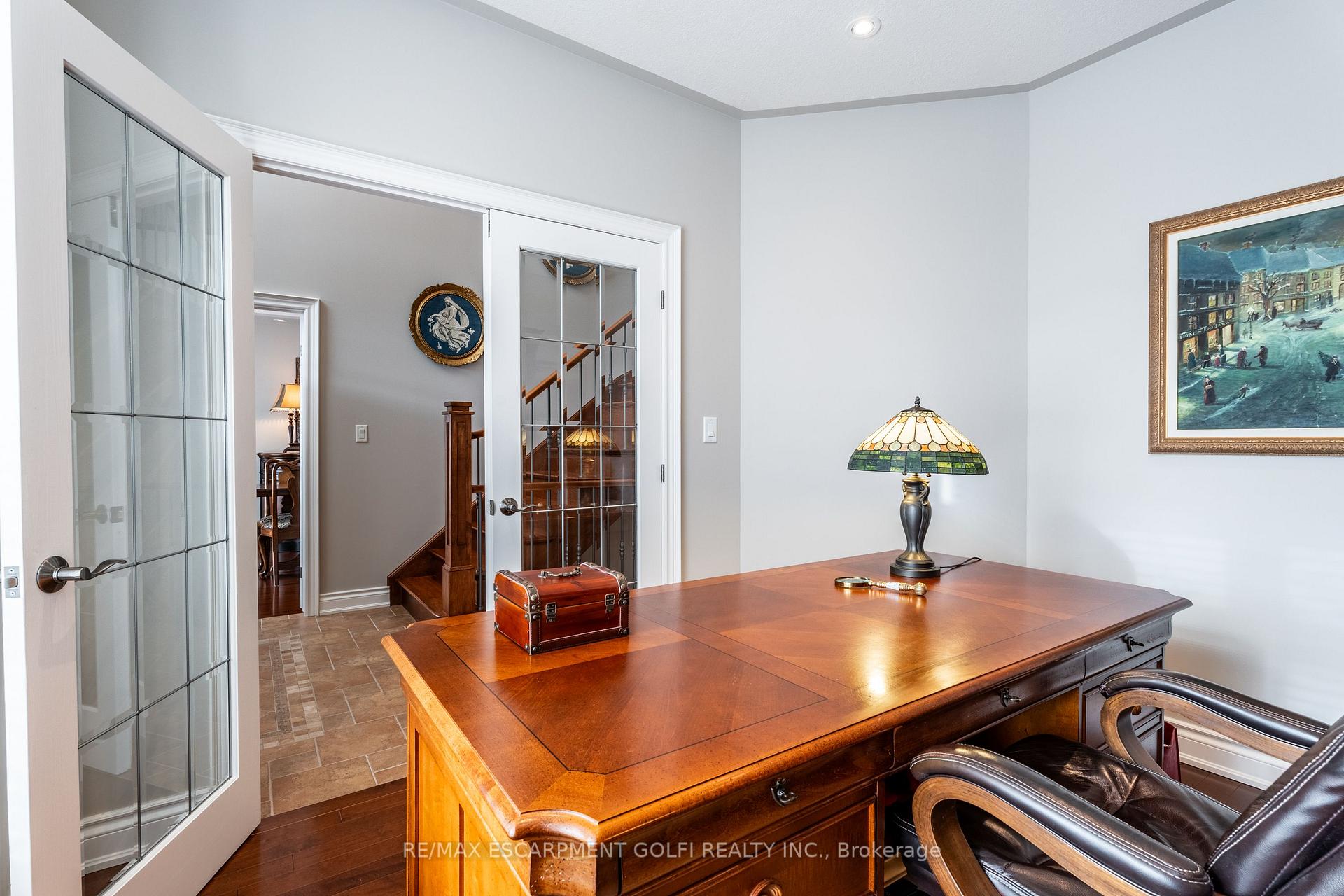 Photo 5 of 35 Chiara Drive, Hamilton, Stoney Creek — HOMEH