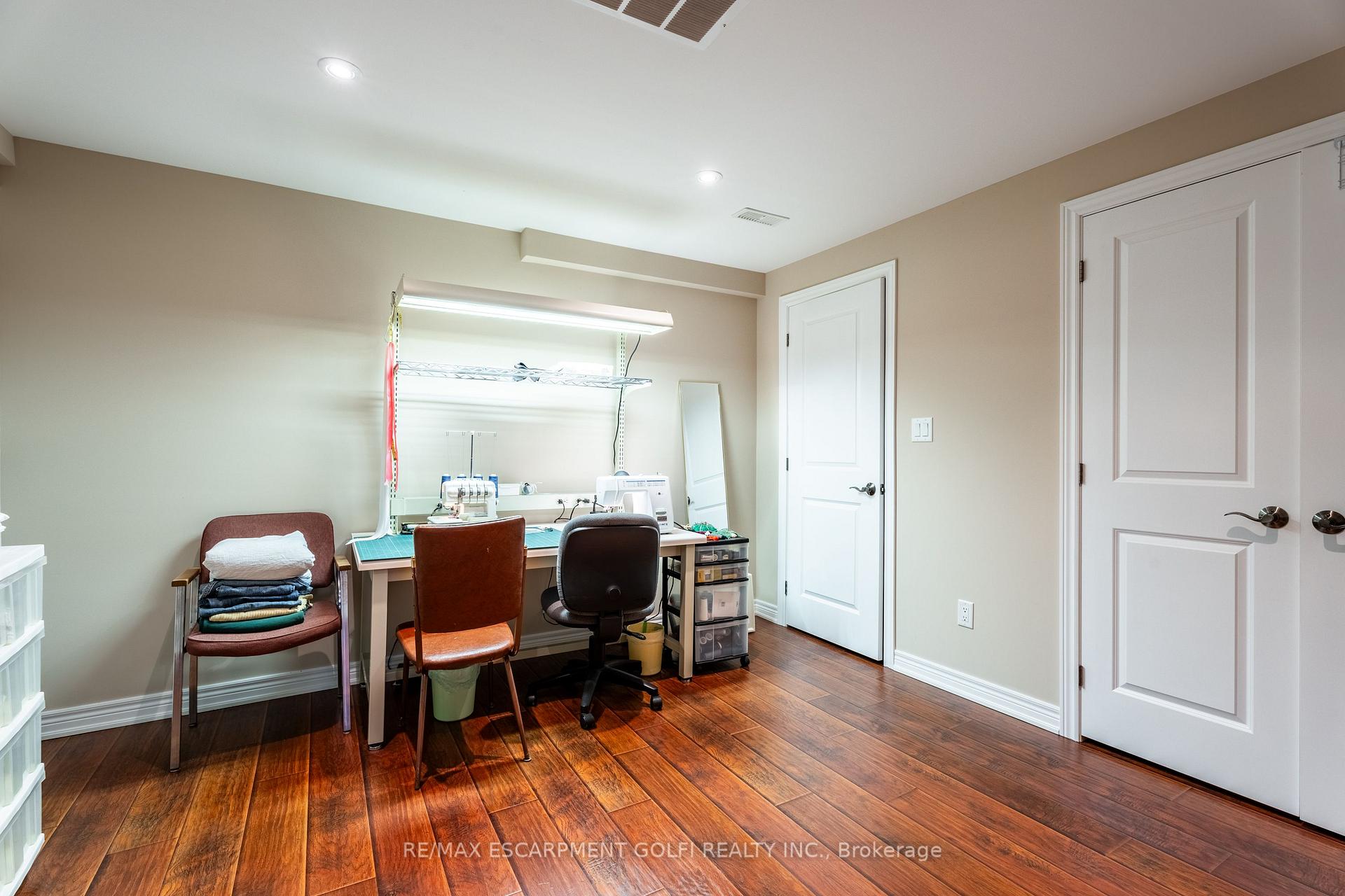 Photo 28 of 35 Chiara Drive, Hamilton, Stoney Creek — HOMEH
