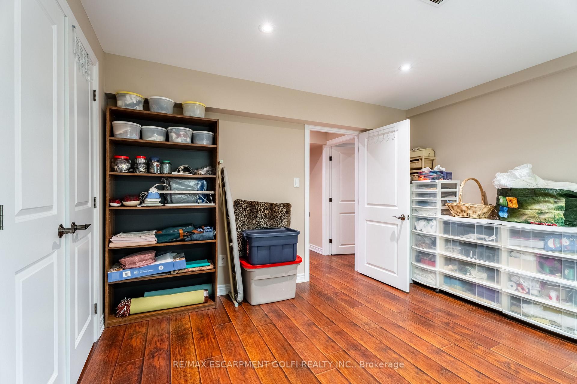 Photo 29 of 35 Chiara Drive, Hamilton, Stoney Creek — HOMEH